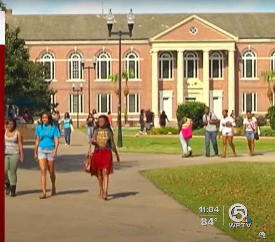 Estudiantes en una escuela, publicado el 25 de septiembre de 2024 | Fuente: YouTube/WPTV News - FL Palm Beaches Treasure Coast