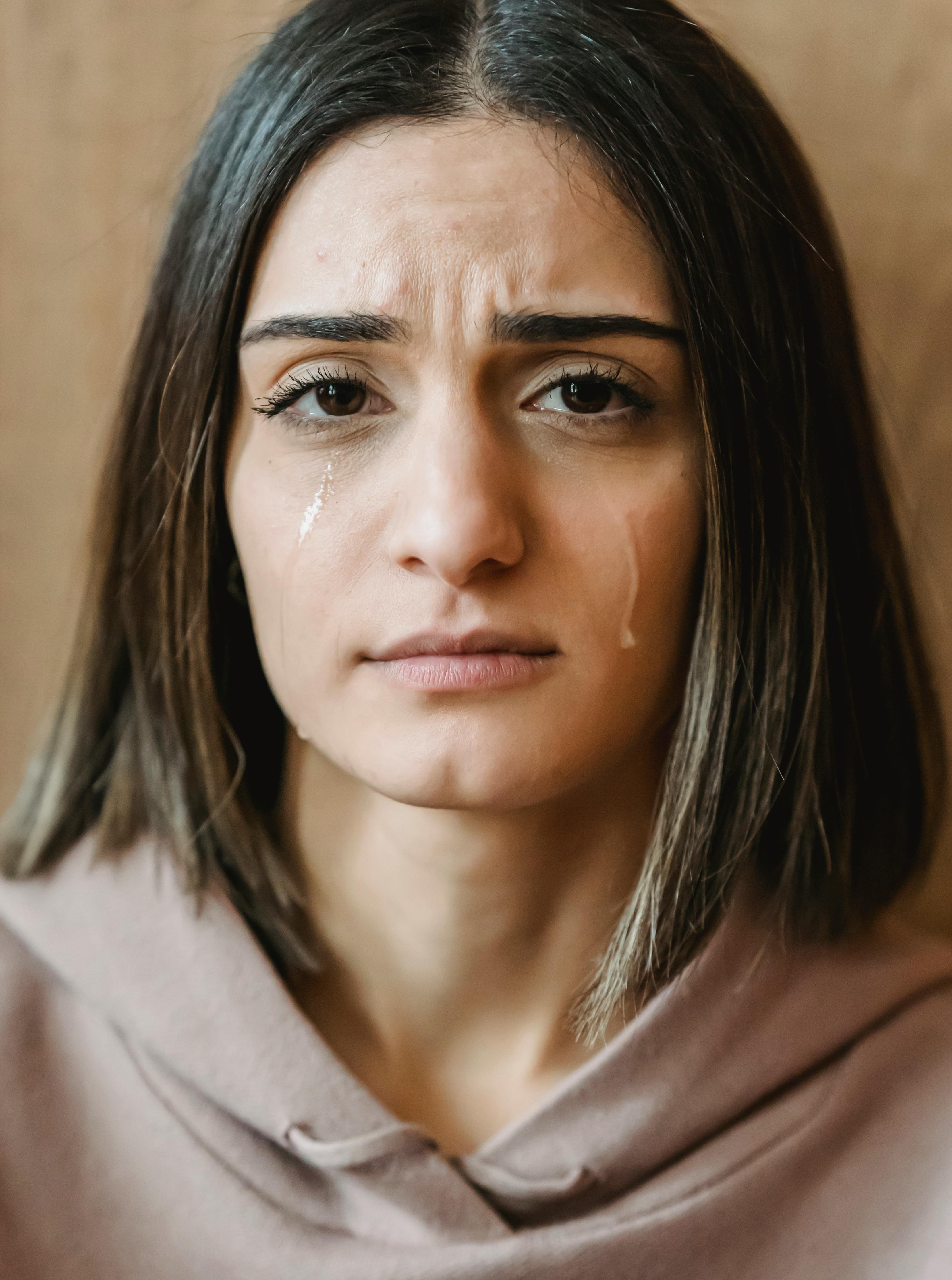 Una mujer llorando | Fuente: Pexels