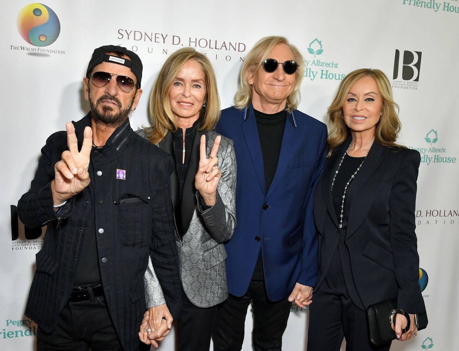 Ringo Starr, Barbara Bach Starkey, Joe Walsh y Marjorie Bach Walsh en el Friendly House Lunch de Los Ángeles, California, el 27 de octubre de 2018. | Fuente: Getty Images