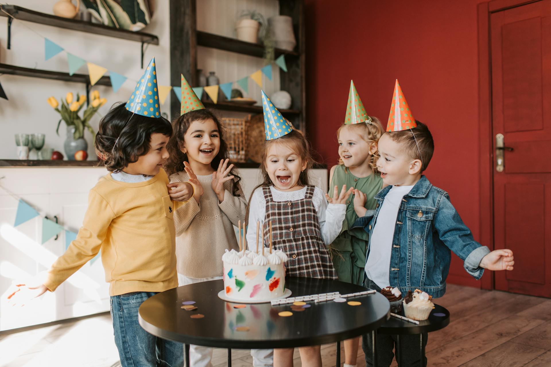 Niños en una fiesta de cumpleaños | Fuente: Pexels
