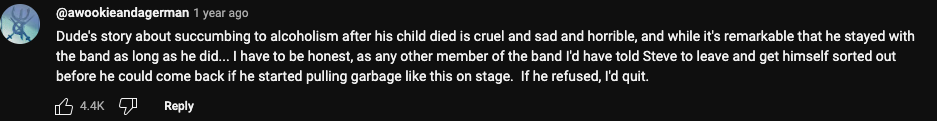 Una captura de pantalla de un comentario que habla de la última actuación de Steve Harwell'con Smash Mouth publicada el 12 de octubre de 2021 | Foto: YouTube/penguinz0