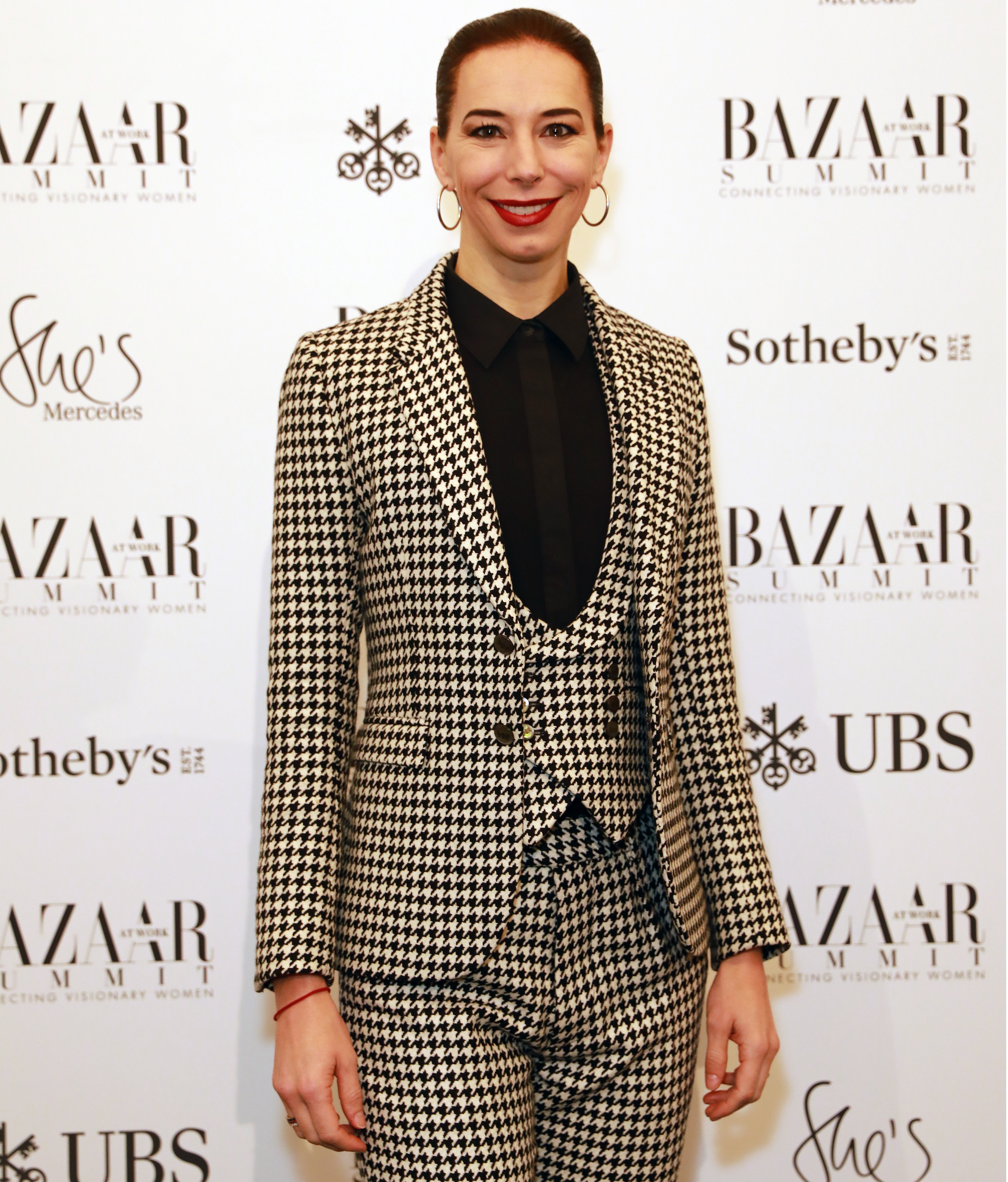 Kristina Blahnik en evento de Harper's Bazaar en Londres, en noviembre de 2019. | Foto: Getty Images