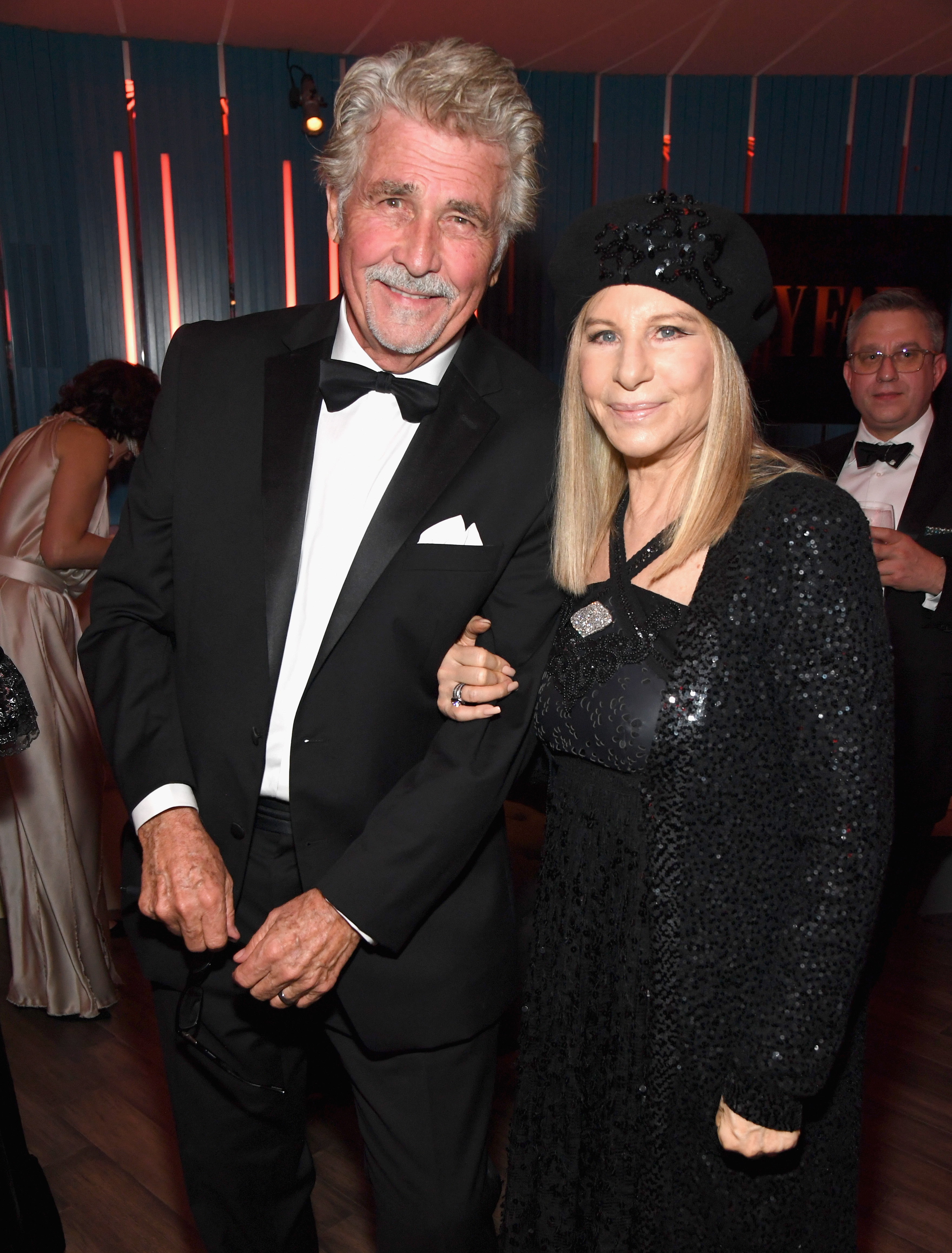 James Brolin y Barbra Streisand en la fiesta de los Oscar de Vanity Fair en Beverly Hills, California, el 24 de febrero de 2019 | Fuente: Getty Images