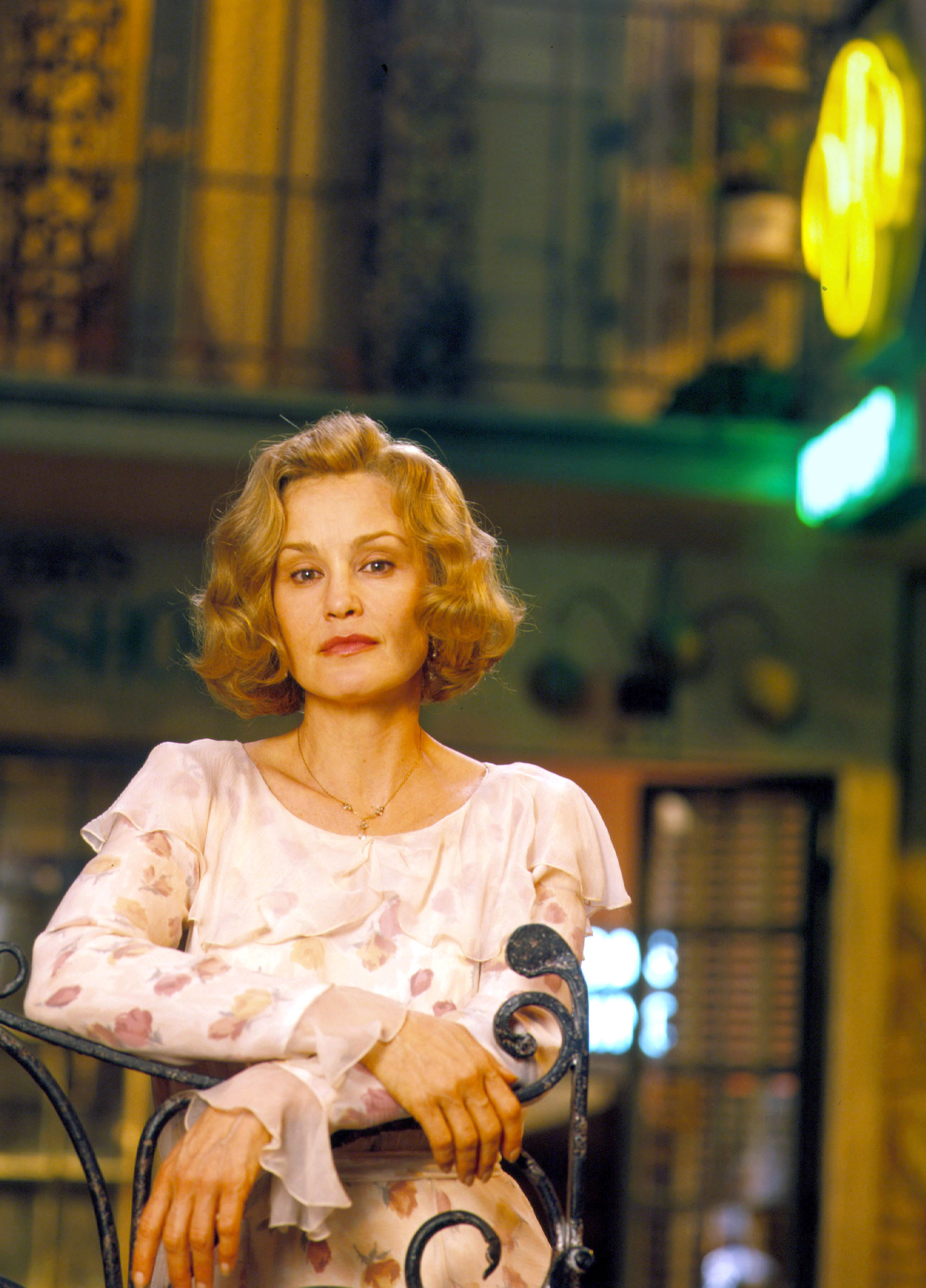 Jessica Lange interpreta a Blanche DuBois en la producción televisiva de la CBS de la obra de Tennessee Williams "A Streetcar Named Desire" en 1995 | Fuente: Getty Images