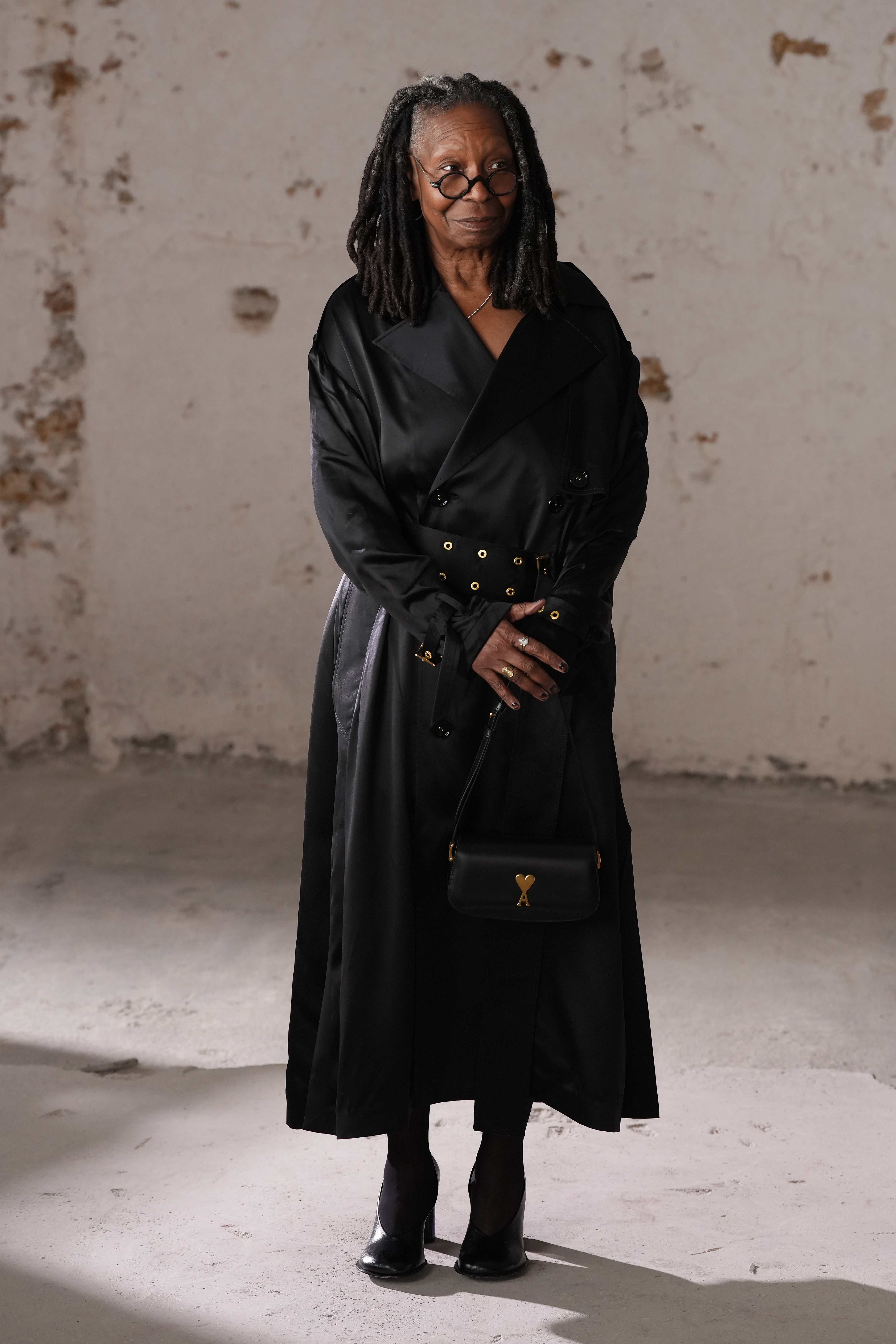 Whoopi Goldberg asiste al desfile AMI - Alexandre Mattiussi Menswear Fall-Winter 2025/2026 como parte de la Semana de la Moda de París el 22 de enero de 2025, en París, Francia | Fuente: Getty Images