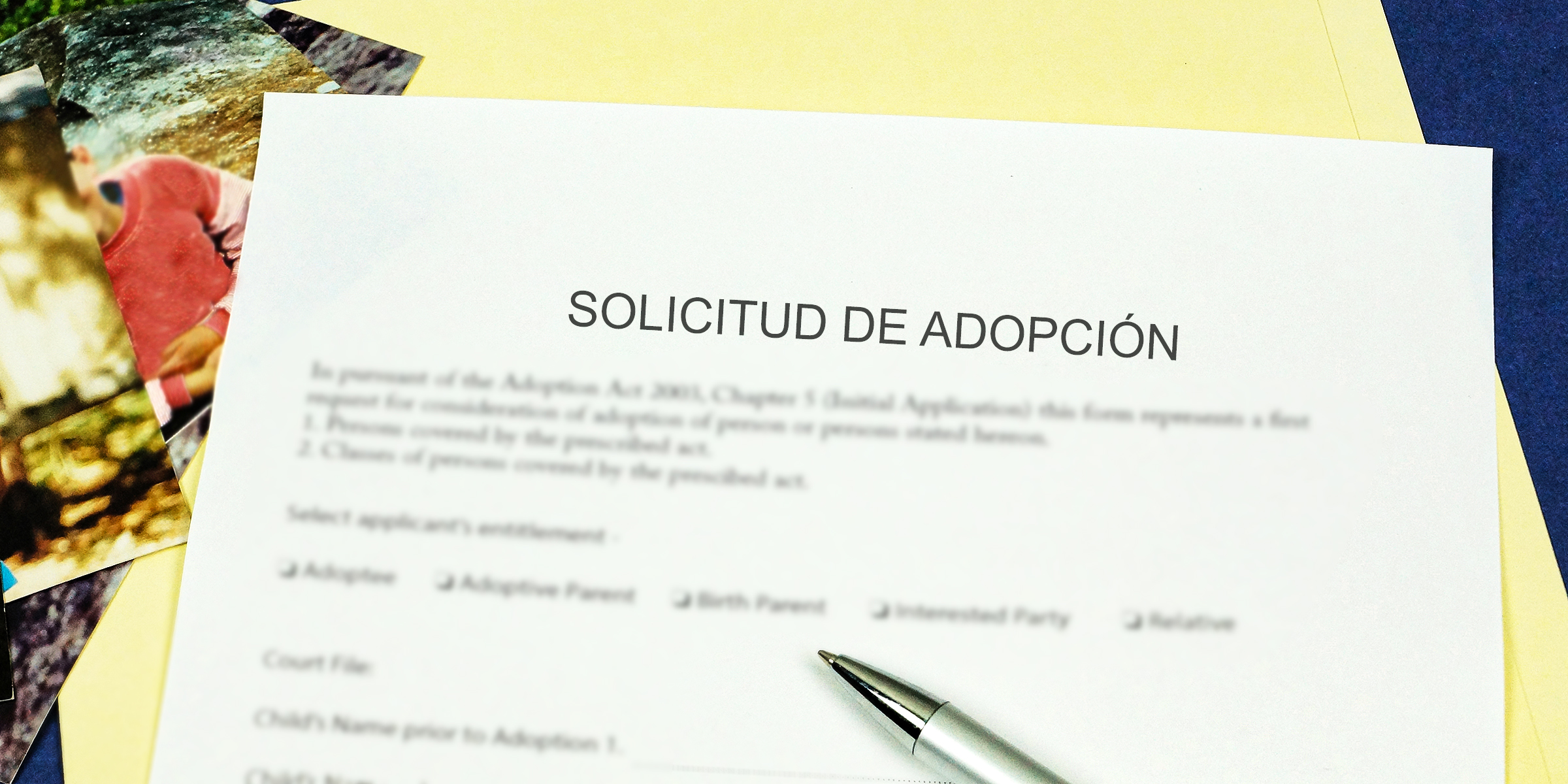 Solicitud de adopción | Fuente: Shutterstock