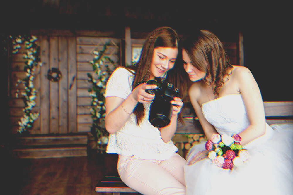 Fotógrafa de bodas destruyó el matrimonio de sus amigos con una sola foto de boda - Historia del día