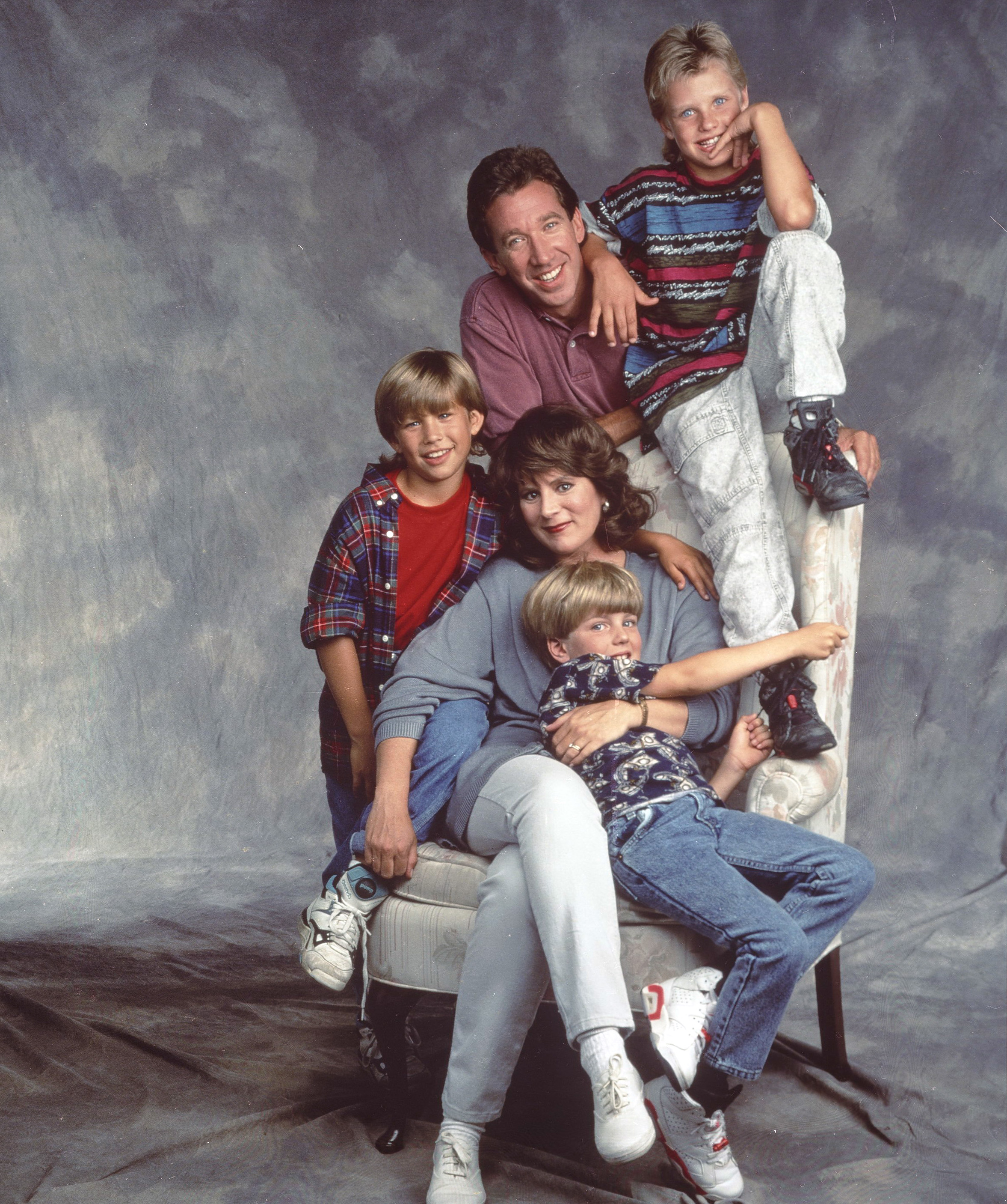 La familia Taylor en el plató de "Home Improvement" en 1991 | Fuente: Getty Images