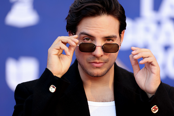 Vadhir Derbez en la 26ª Entrega Anual de los Latin GRAMMY, realizada en el MGM Grand Garden Arena el 13 de noviembre de 2025 en Las Vegas, Nevada | Fuente: Getty Images