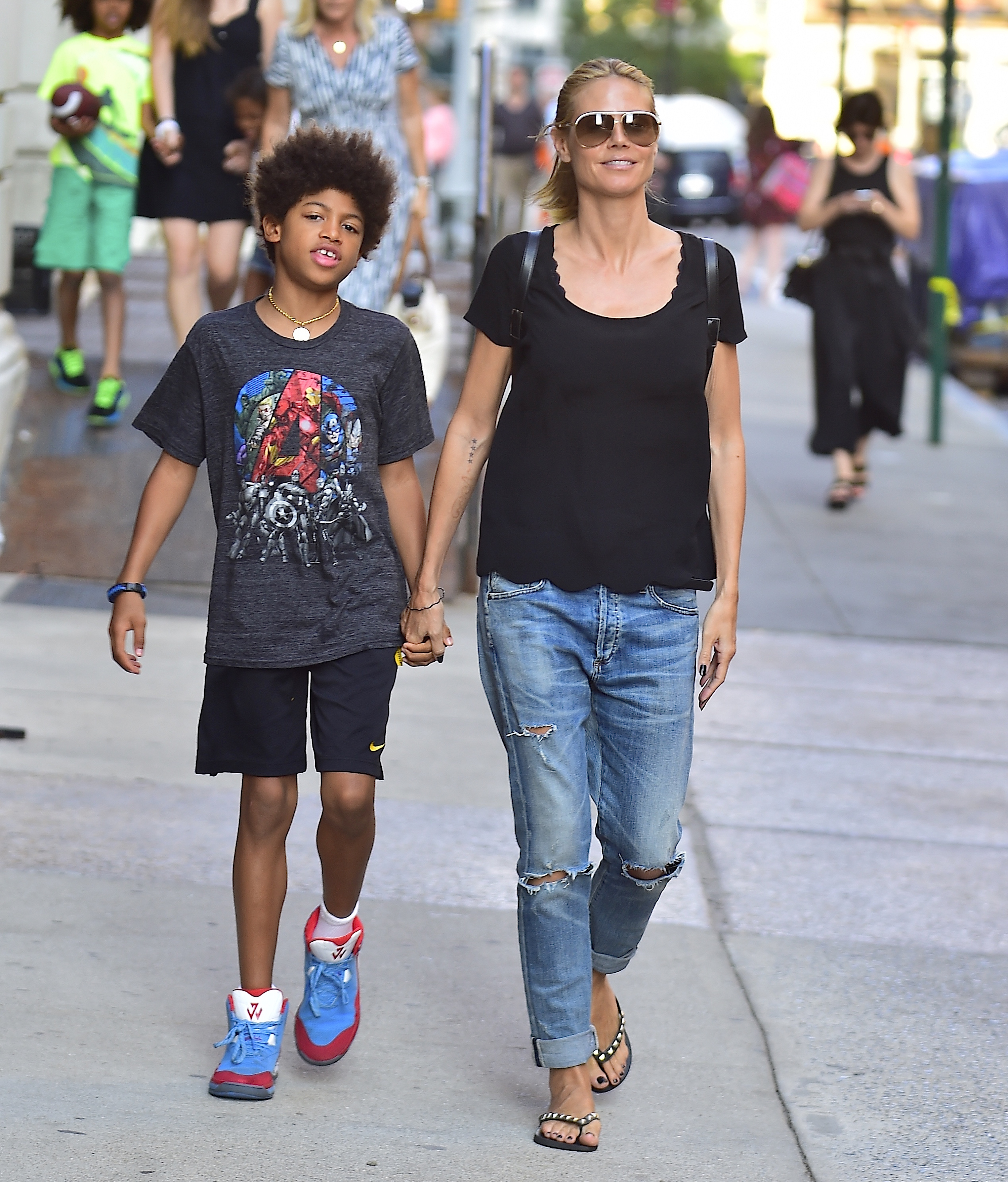 Heidi Klum y Henry Gunther Ademola Dashtu Samuel aparecen en Tribeca el 9 de junio de 2015, en Nueva York | Fuente: Getty Images