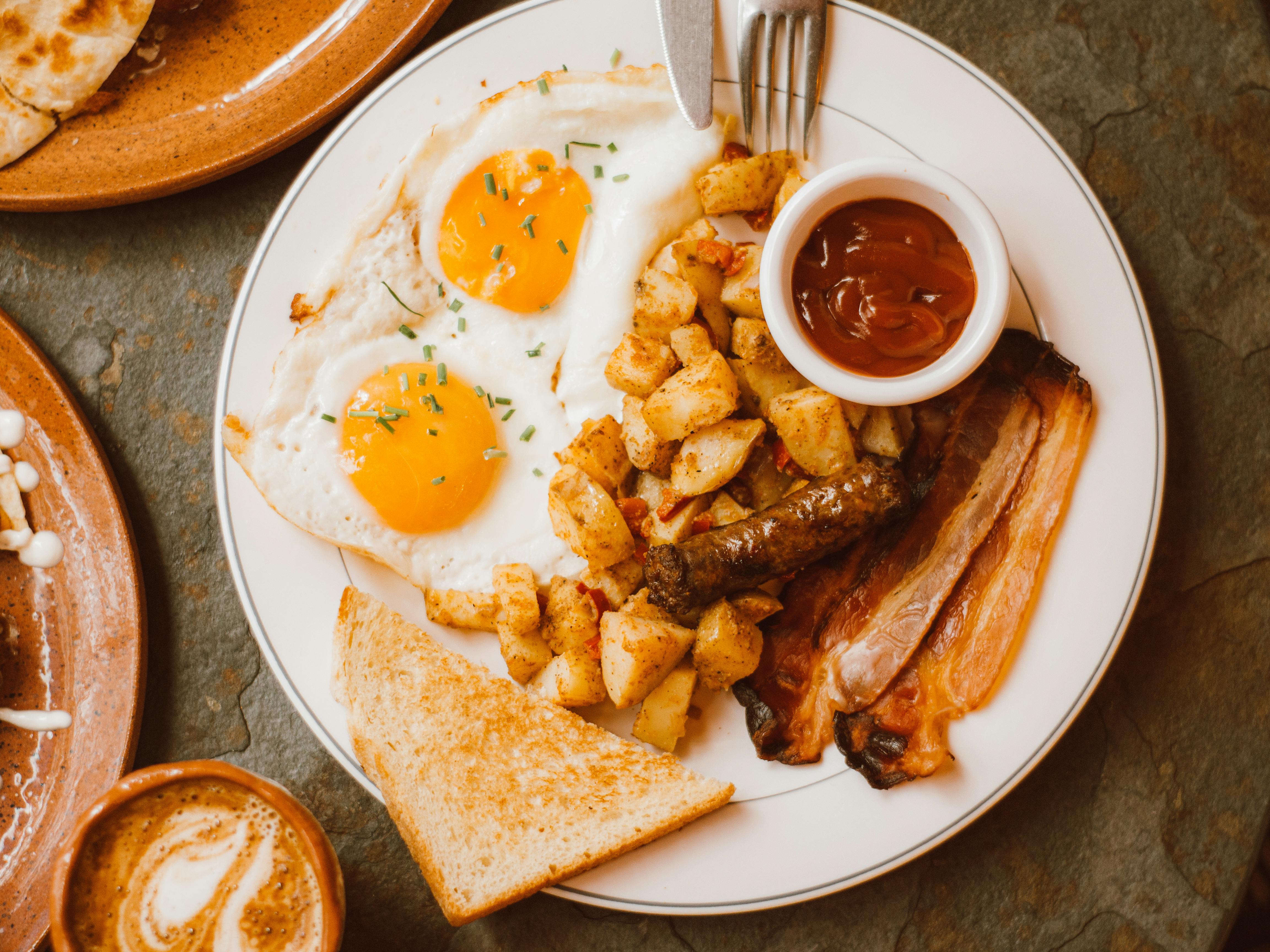 Huevos y bacon | Fuente: Pexels