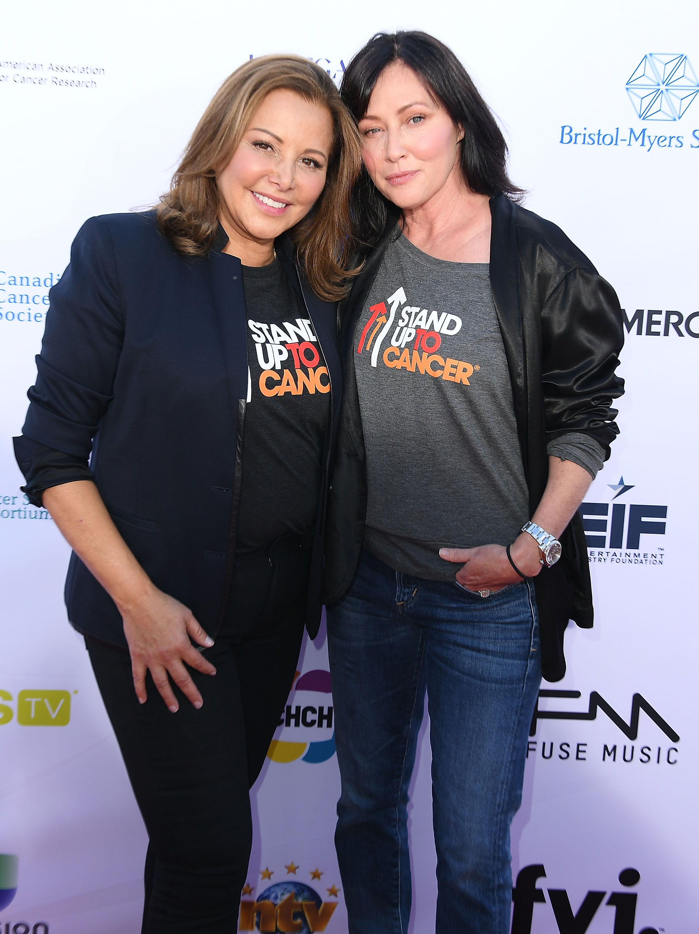 La invitada y Shannen Doherty llega al Stand Up To Cancer Marks 10 Years Of Impact In Cancer Research en Santa Mónica, California, el 7 de septiembre de 2018. | Fuente: Getty Images