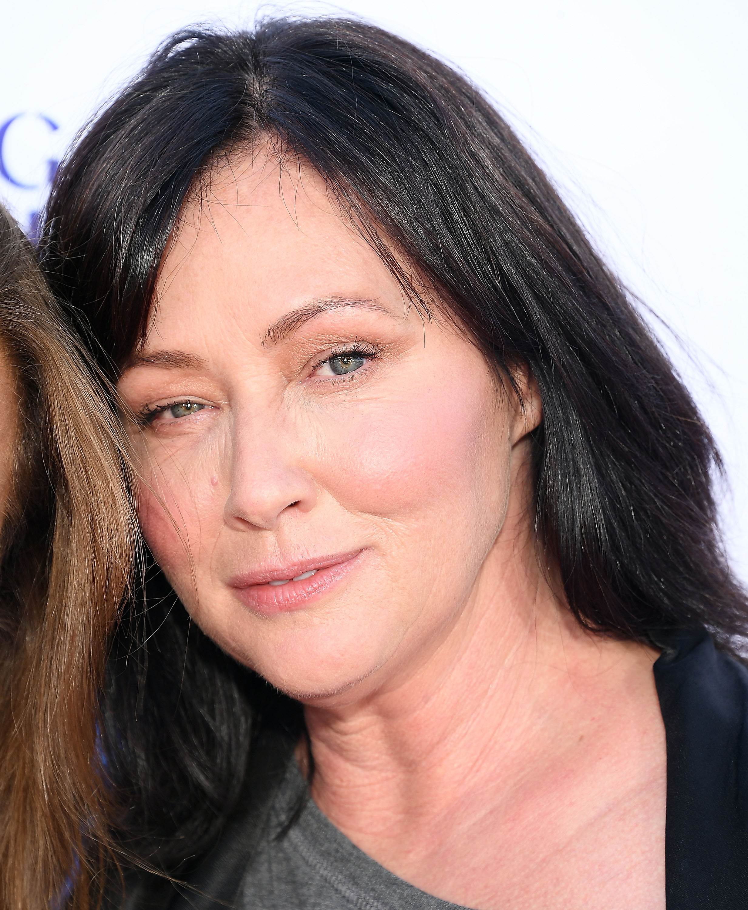 Shannen Doherty llega al Stand Up To Cancer Marks 10 Years Of Impact In Cancer Research en Santa Mónica, California, el 7 de septiembre de 2018. | Fuente: Getty Images