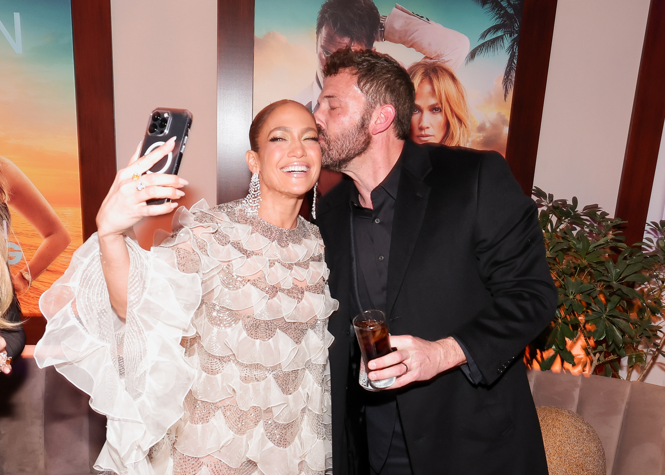 Jennifer Lopez y Ben Affleck en el estreno de "Shotgun Wedding" celebrado en el Teatro Chino TCL el 18 de enero de 2023 en Los Ángeles, California | Fuente: Getty Images