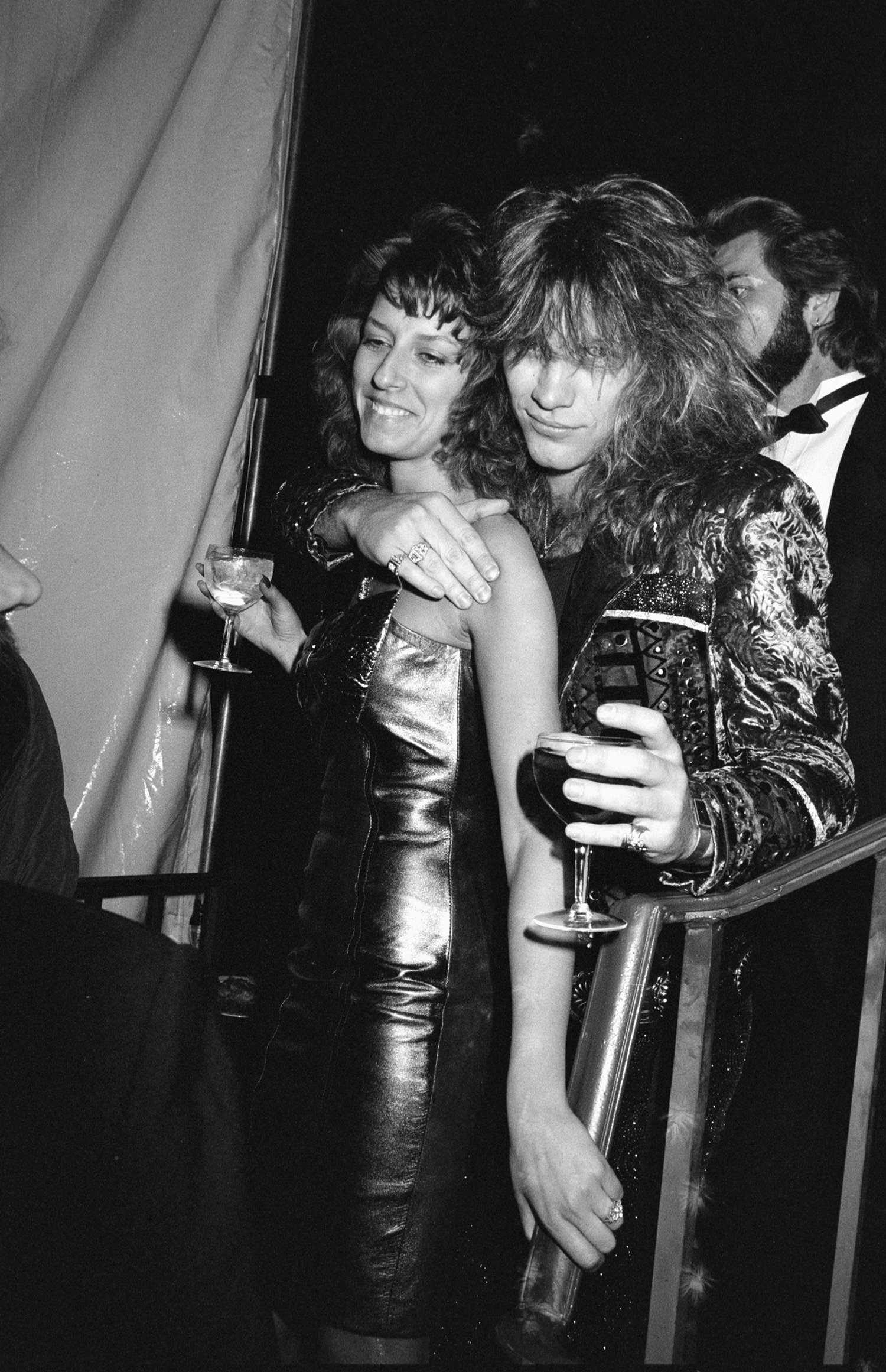 Jon Bon Jovi y su esposa Dorothea Hurley en la década de los 80. | Foto: Getty Images