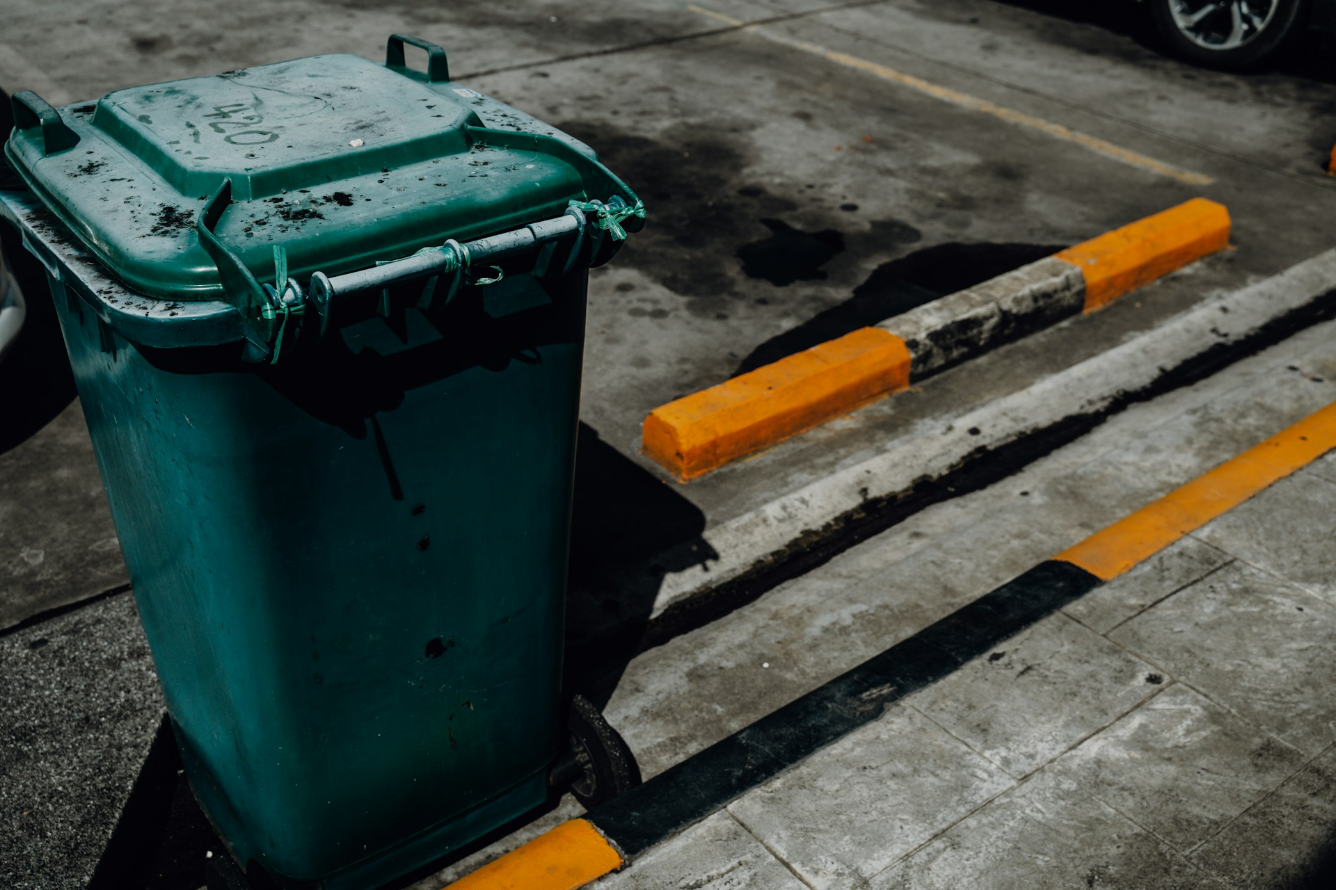 Un cubo de basura | Fuente: Unsplash
