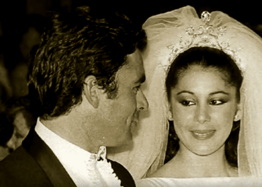 Isabel Pantoja y el torero Francisco Rivera, 'Paquirri', en Sevilla, durante su boda, el 30 de abril de 1983, en Sevilla. | Imagen: YouTube/jose bargues cebria