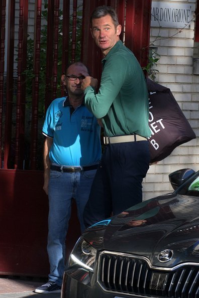 Inaki Urdangarin se ve saliendo de 'Fundación Hogar Don Orione' el 01 de octubre de 2019 en Madrid, España. | Foto: Getty Images