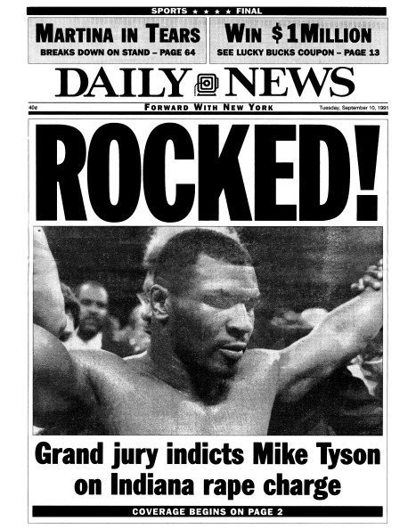 Un periódico diario que muestra: ¡ROCKED! Gran jurado acusa a Mike Tyson de cargos de violación en Indiana. | Foto: Getty Images