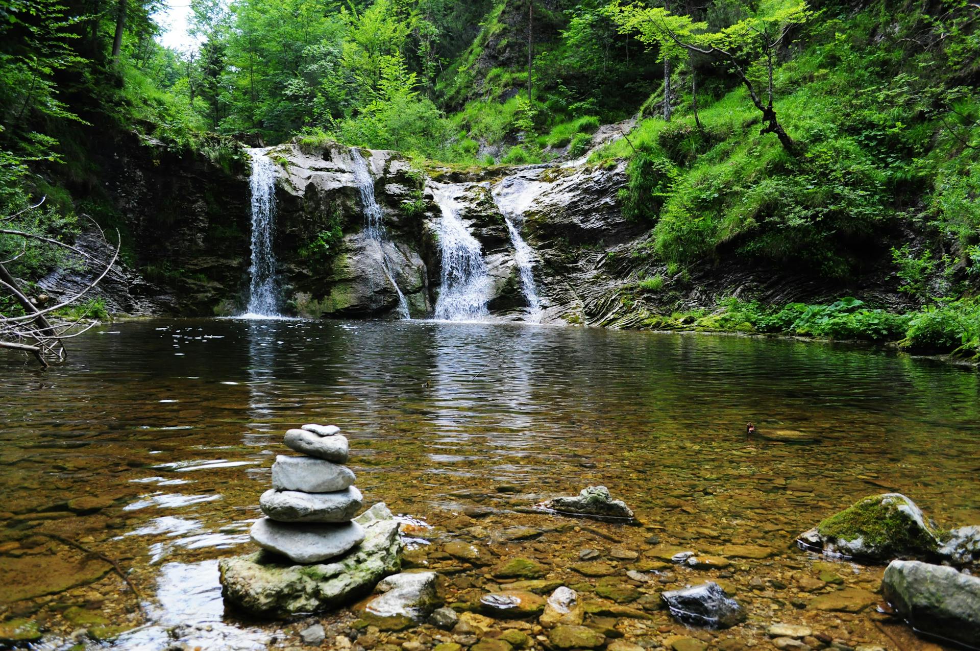 Una cascada | Fuente: Pexels