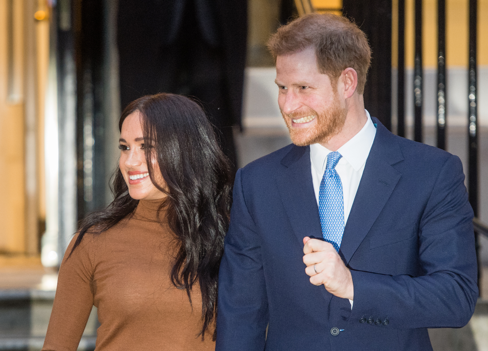 Meghan Markle y el Príncipe Harry llegan a la Casa de Canadá el 7 de enero de 2020 en Londres, Inglaterra. | Fuente: Getty Images