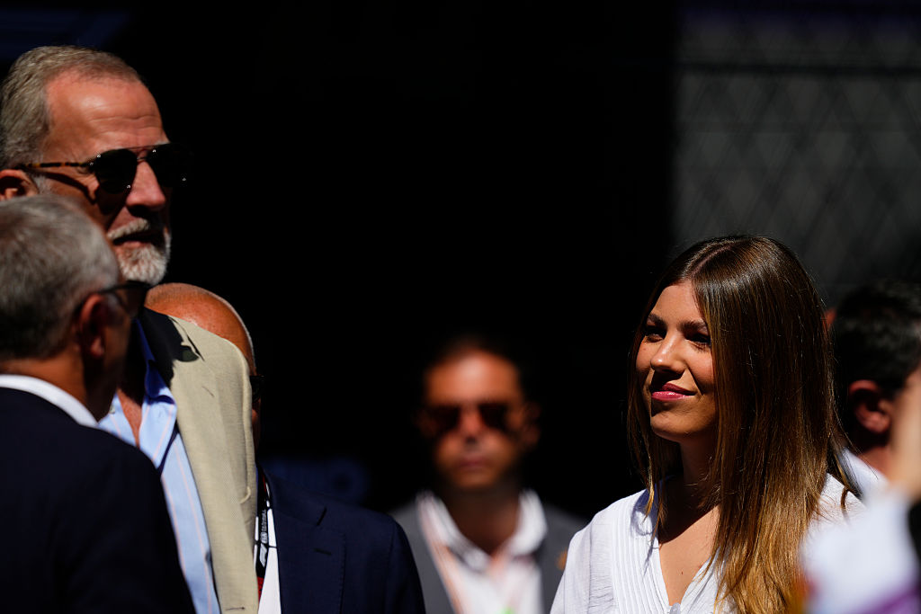 La infanta Sofía y Felipe VI de España durante la jornada de carrera del Gran Premio de España de Fórmula 1 el 13 de septiembre de 2026 en Madrid, España. | Fuente: Getty Images