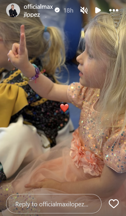 Elle, hija de Maxi López y Daniela Christiansson, celebrando sus tres años | Fuente: Instagram Stories/officialmaxilopez