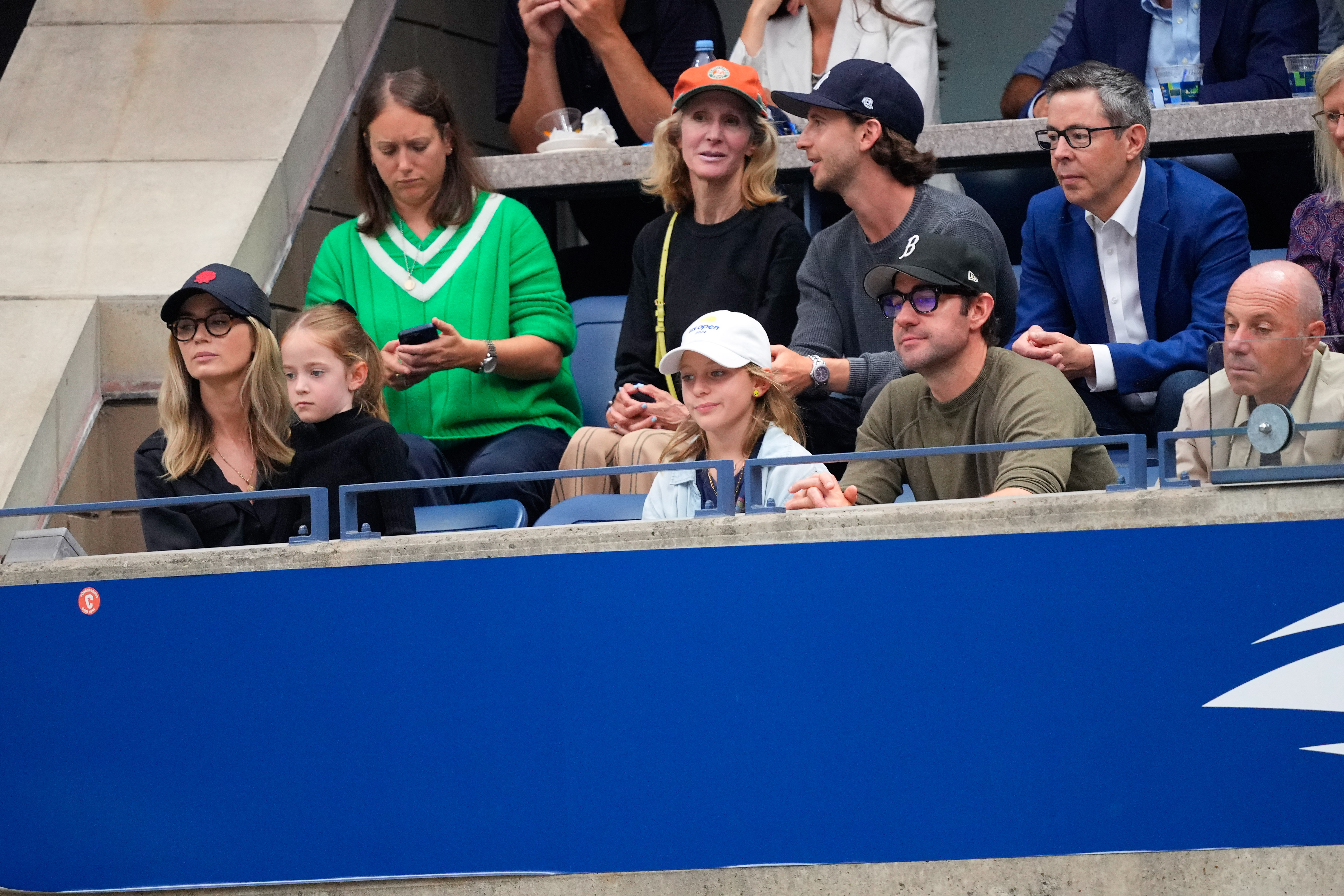 Emily Blunt, Violet, Hazel y John Krasinski. | Fuente: Getty Images