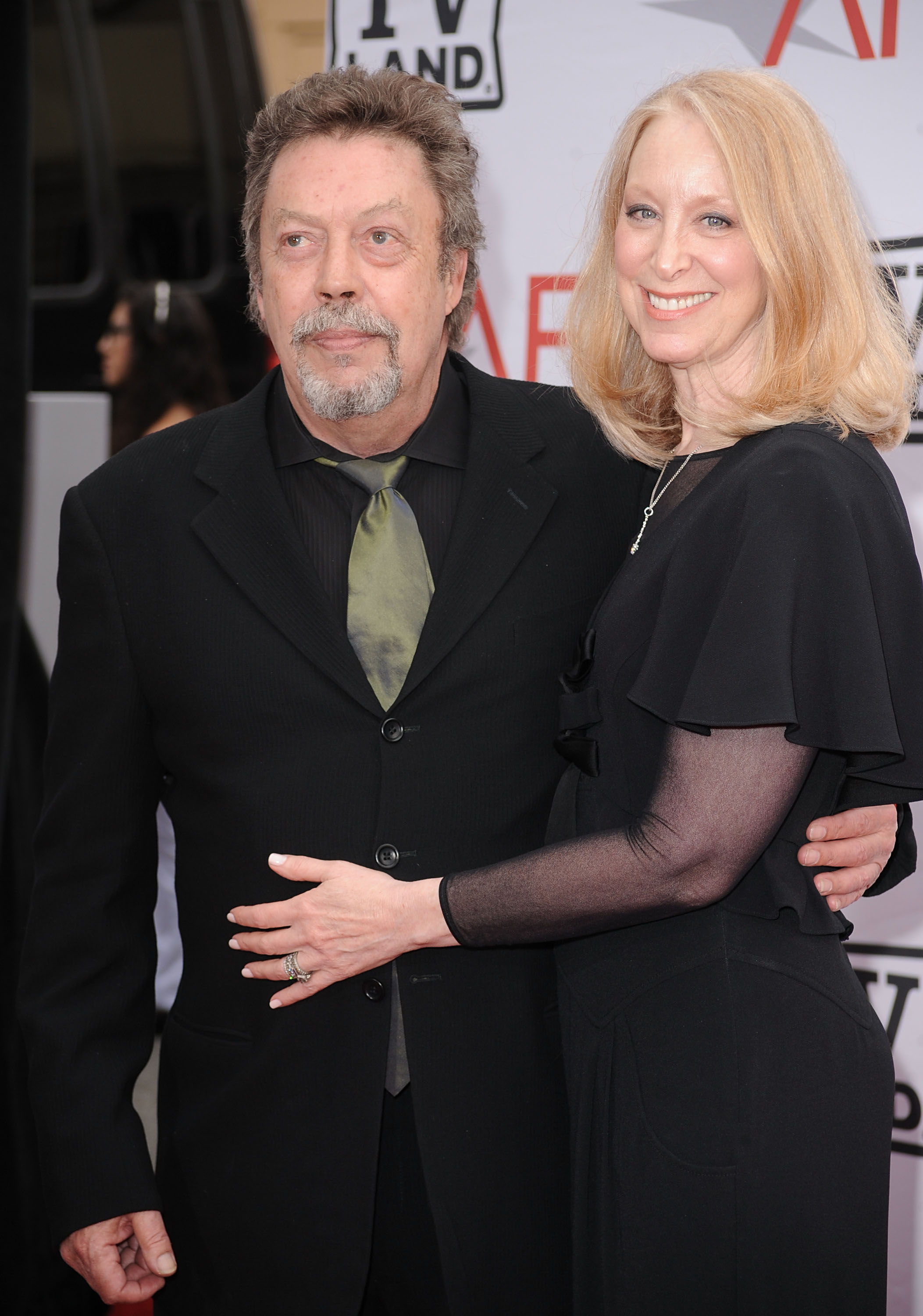 Tim Curry y Marcia Hurwitz en Los Ángeles en 2010 | Fuente: Getty Images