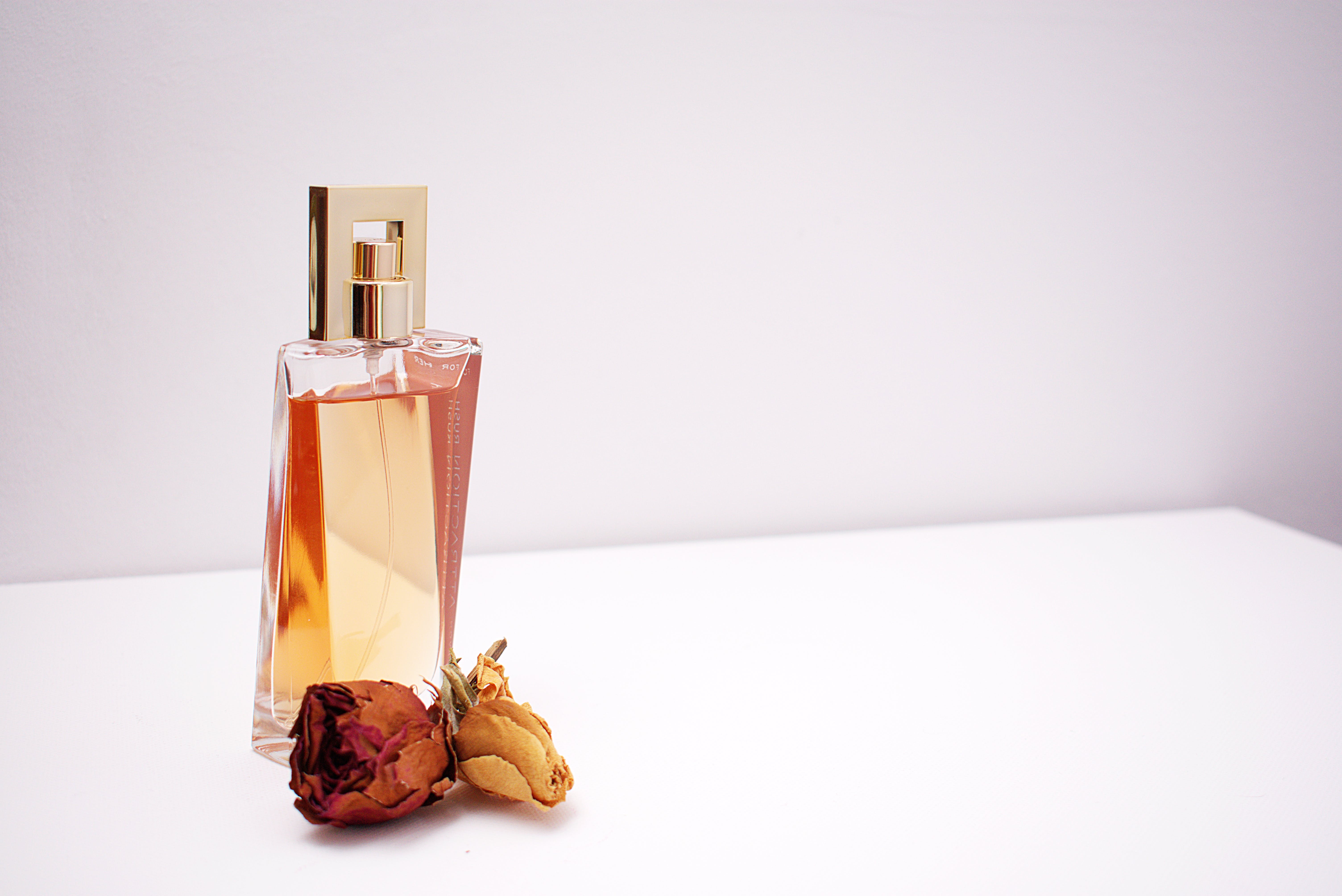 Un frasco de perfume. | Fuente: Pexels