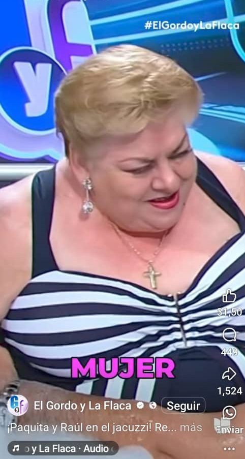 Paquita la del Barrio entrando en el jacuzzi en el programa de "El Gordo y la Flaca" | Fuente: Facebook/El Gordo y La Flaca