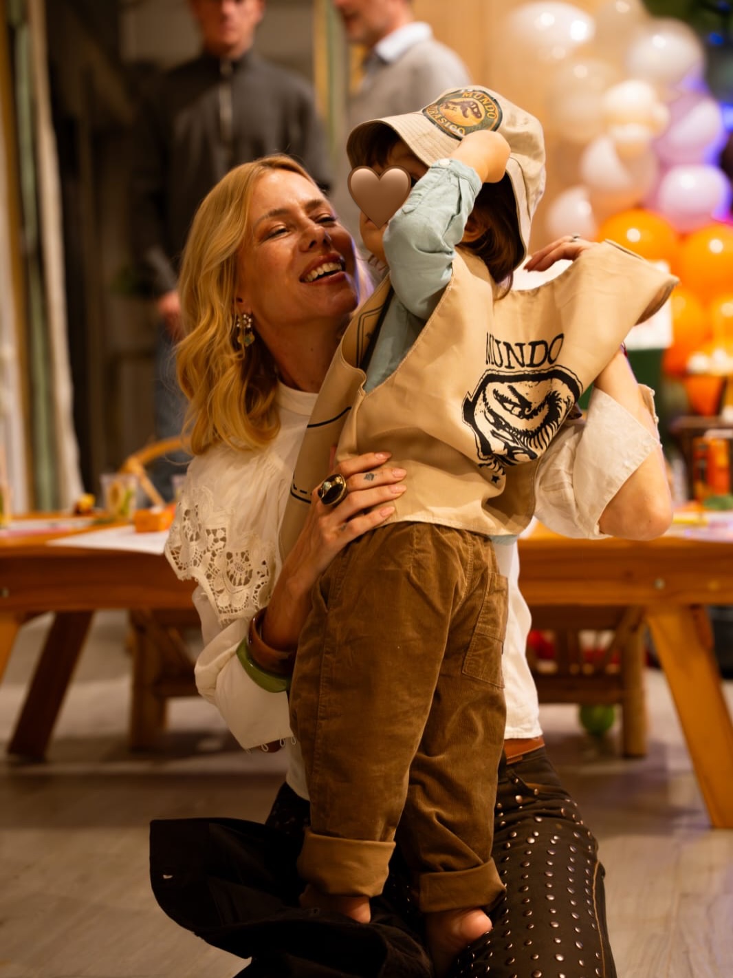 Nicole y su hijo, Cruz | Fuente: Instagram/nikitaneumannoficial