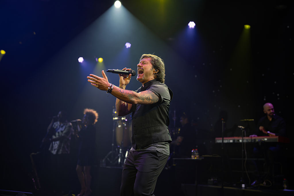 Diego Torres actúa en concierto en el Auditorio Roig Arena el 19 de abril de 2026 en Valencia, España. | Fuente: Getty Images