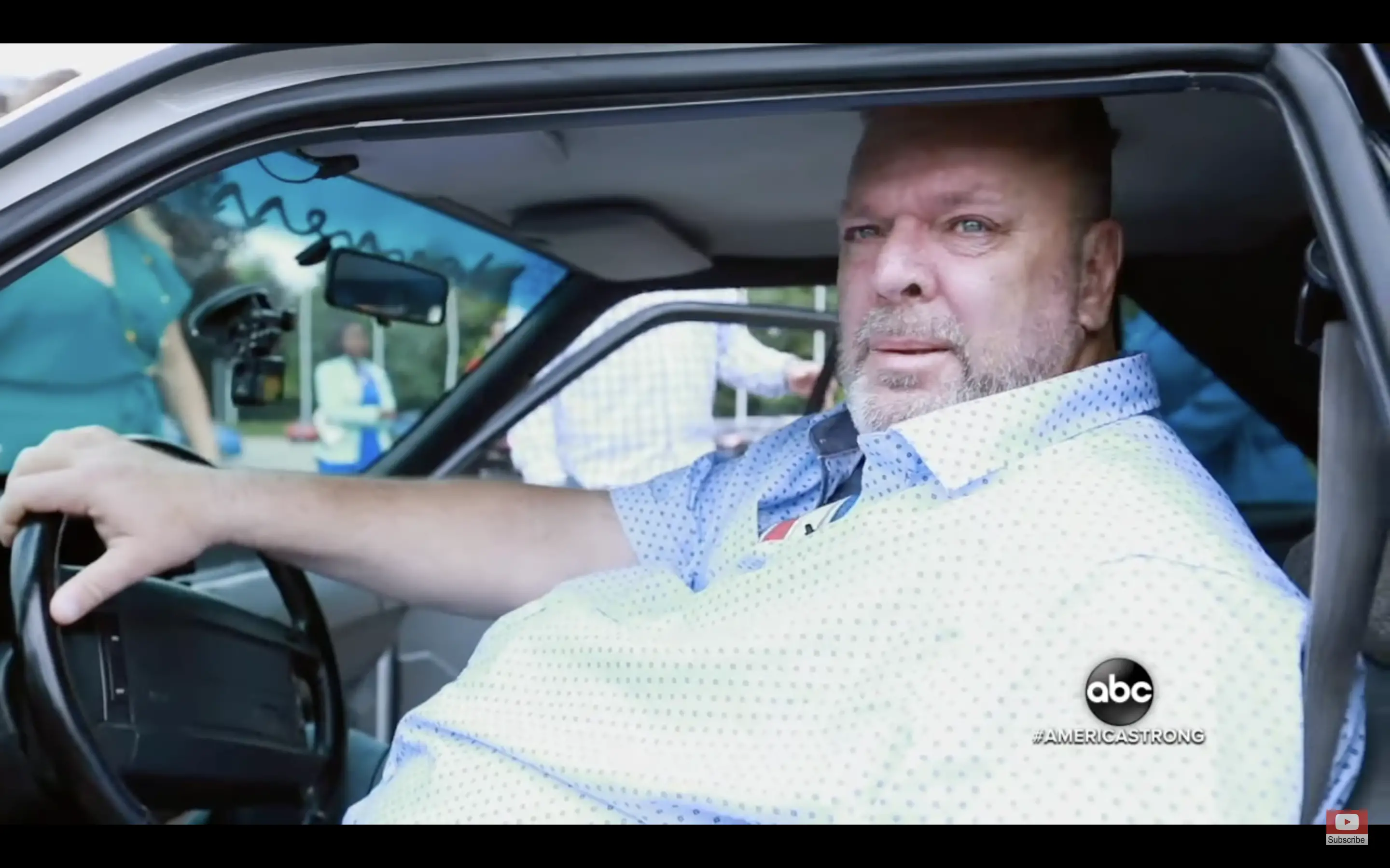 Wesley Ryan en su coche | Foto: Youtube.com/ABC News