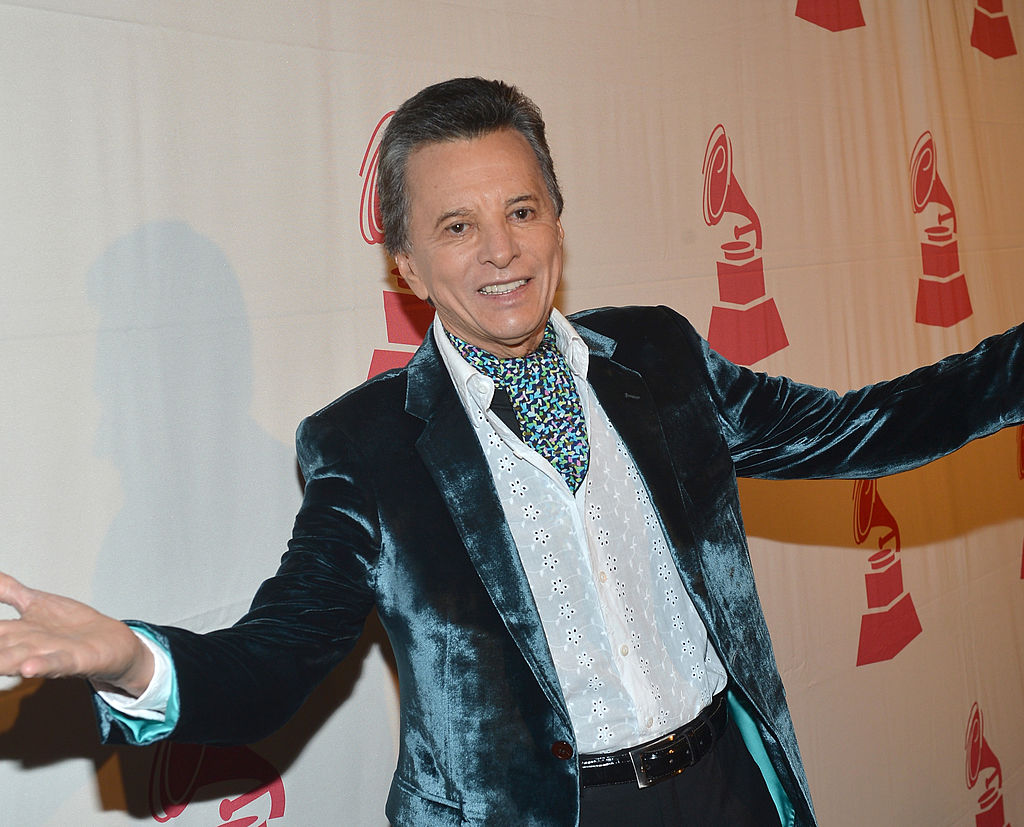 Palito Ortega asiste a la entrega de premios especiales de la Academia Latina de la Grabación 2013, en el marco de la 14.ª edición anual de los premios Latin GRAMMY, el 20 de noviembre de 2013 en Las Vegas, Nevada. | Fuente: Getty Images