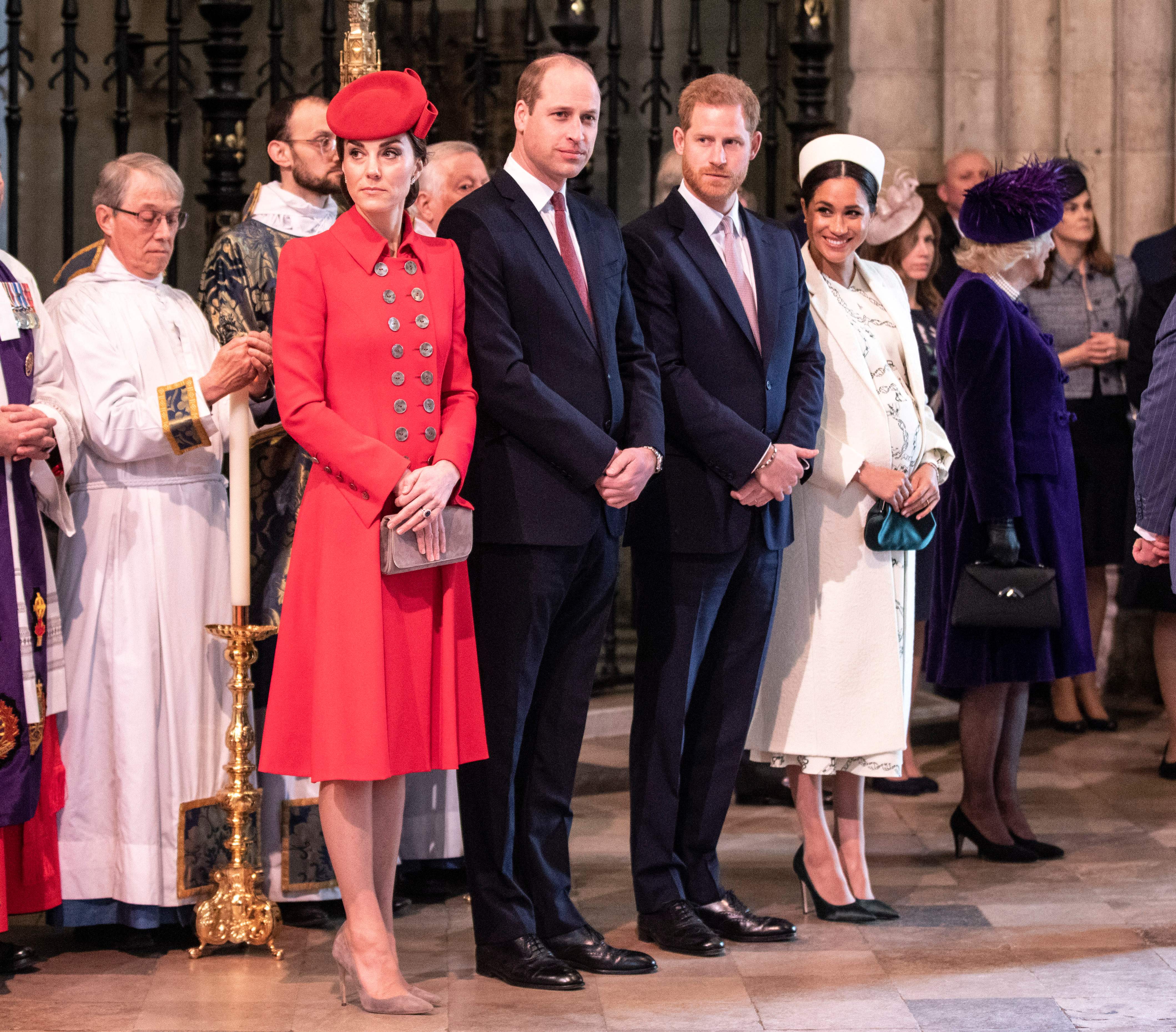 Kate Middleton, el príncipe William, el príncipe Harry y Meghan Markle asisten al servicio del Día de la Commonwealth el 11 de marzo de 2019, en Londres, Inglaterra. | Fuente: Getty Images