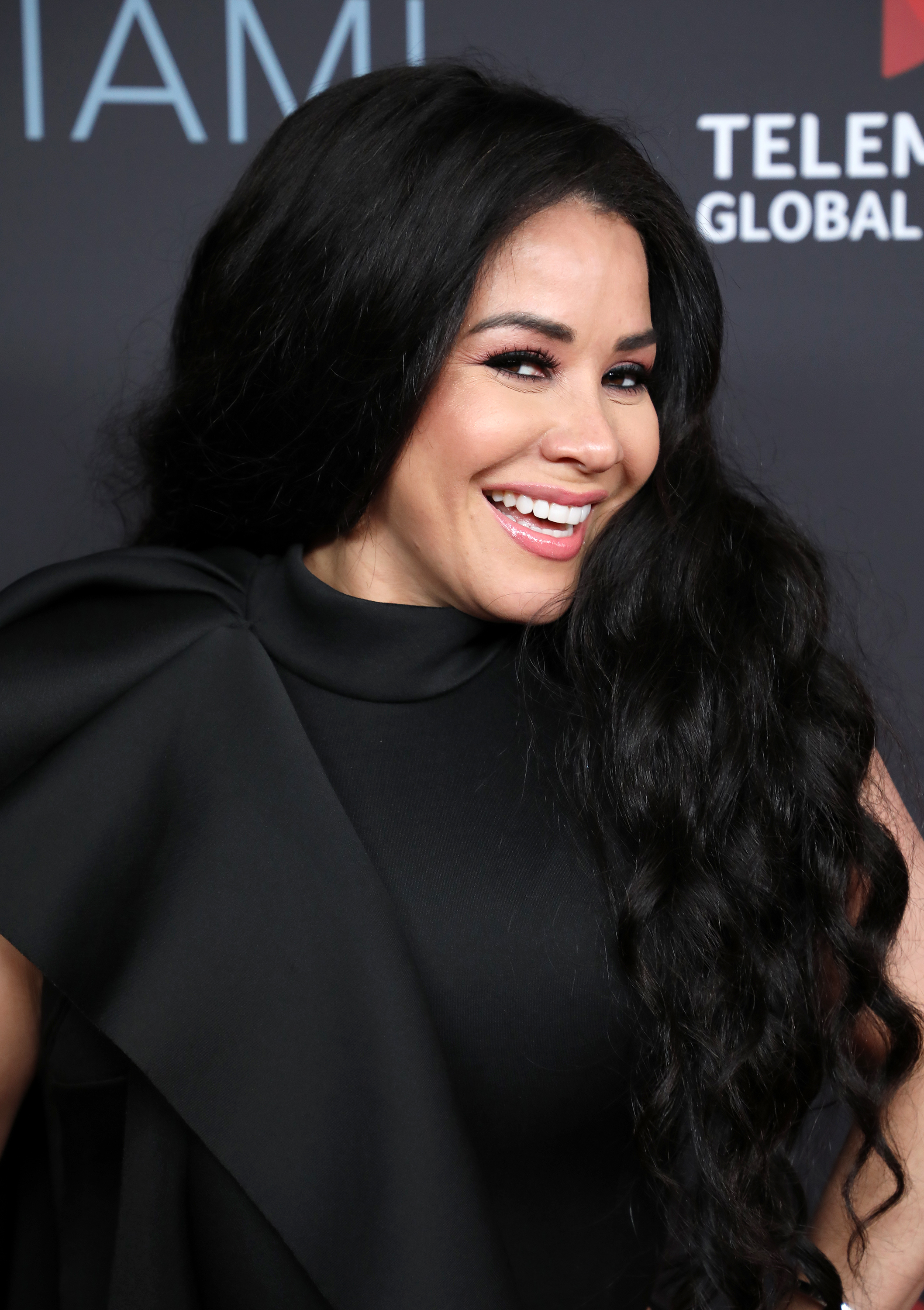 Carolina Sandoval llega a la celebración de Telemundo Global Studios durante NATPE Miami 2019 en el Eden Roc Hotel el 22 de enero de 2019 en Miami Beach, Florida. | Fuente: Getty Images