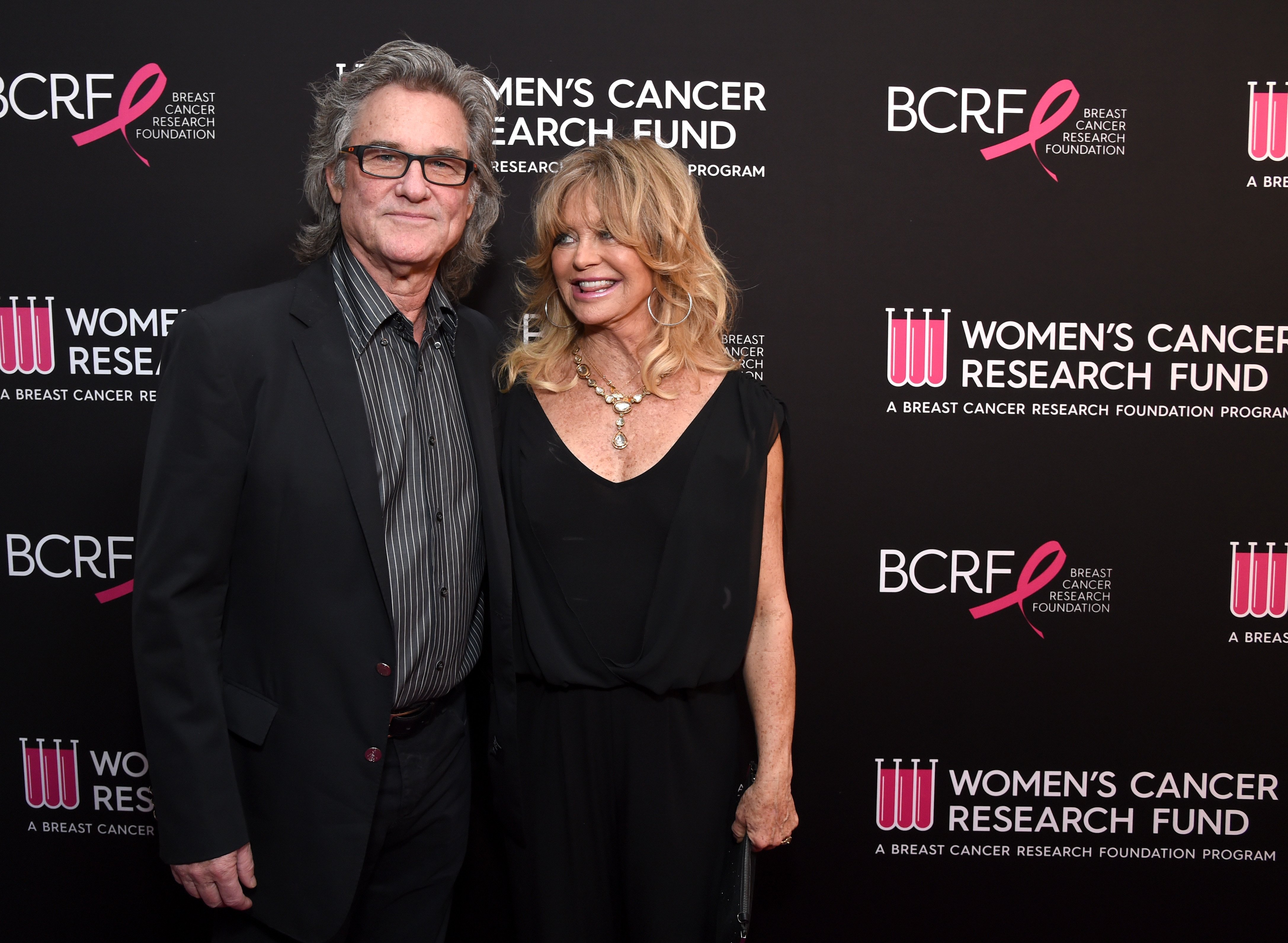 Goldie Hawn y Kurt Russell asisten a la inolvidable velada del Women's Cancer Research Fund en el Beverly Wilshire Hotel | Fuente: Getty Images