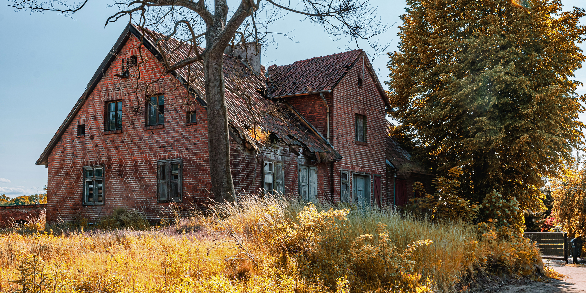 Una casa abandonada | Fuente: Shutterstock