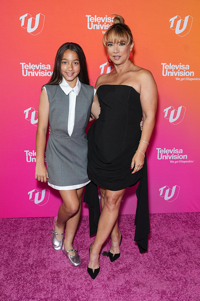 Alaïa Costa-López y Adamari López asisten al Upfront 2026 de TelevisaUnivision en la Terminal 5 el 12 de mayo de 2026 en la ciudad de Nueva York. | Fuente: Getty Images