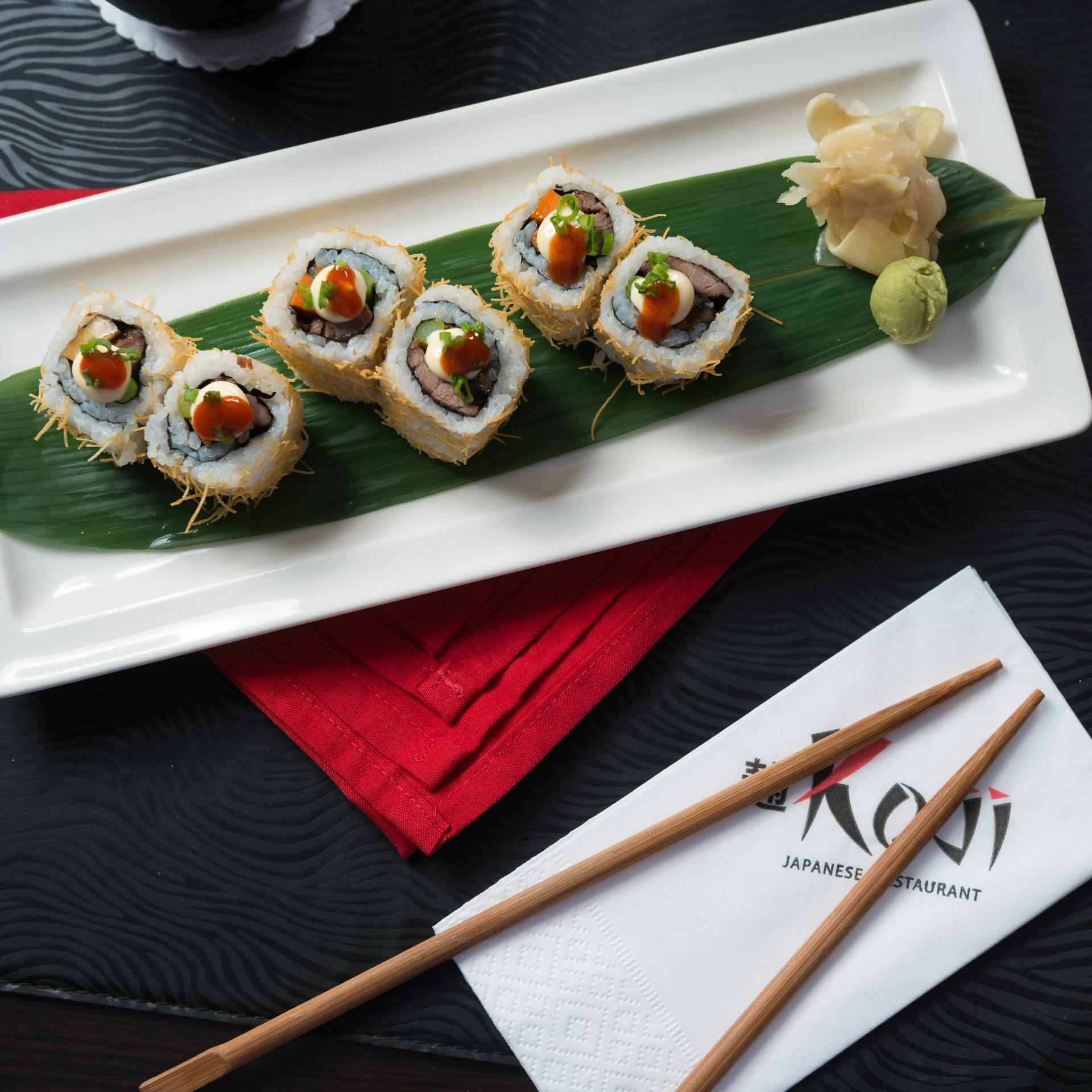 Un plato de sushi | Fuente: Pexels