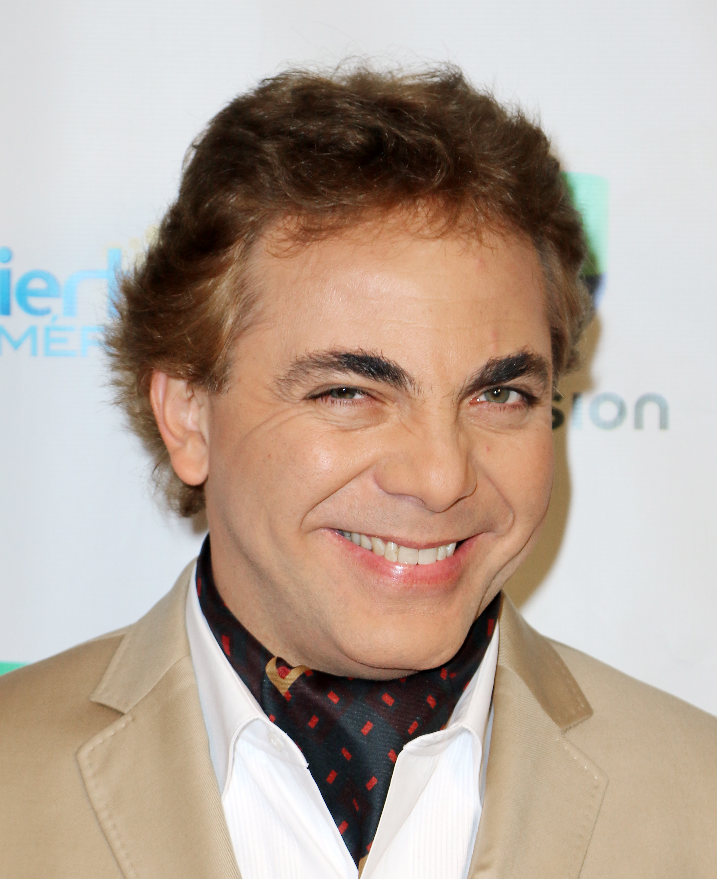 Cristian Castro fue visto en el set de 'Despierta América' en los estudios de Univision el 1 de marzo de 2017 en Miami, Florida. | Fuente: Getty Images