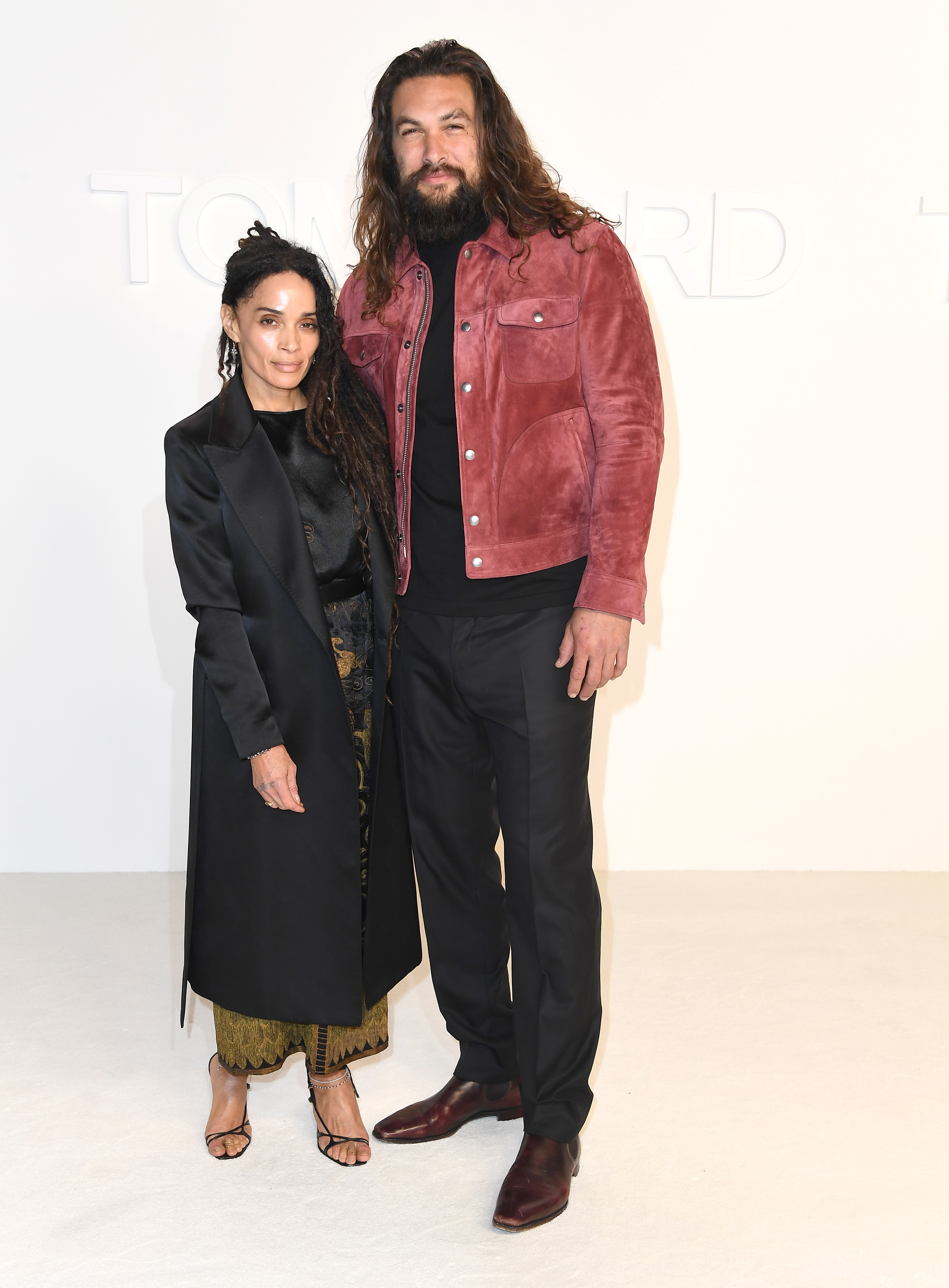 Lisa Bonet y Jason Momoa en el desfile Tom Ford AW20 el 7 de febrero de 2020, en Hollywood, California | Fuente: Getty Images