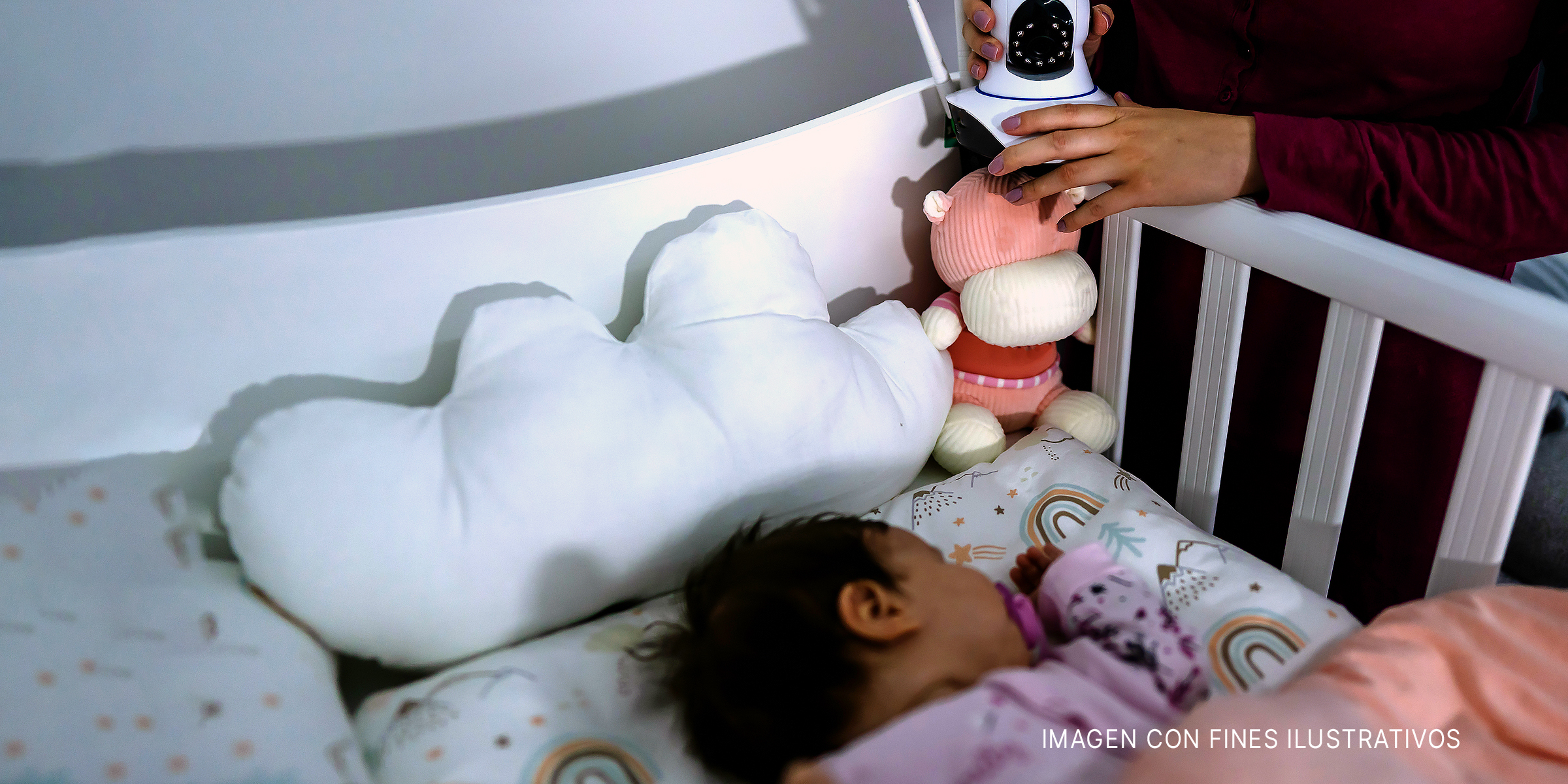 Bebé en su cuna | Foto: Shutterstock