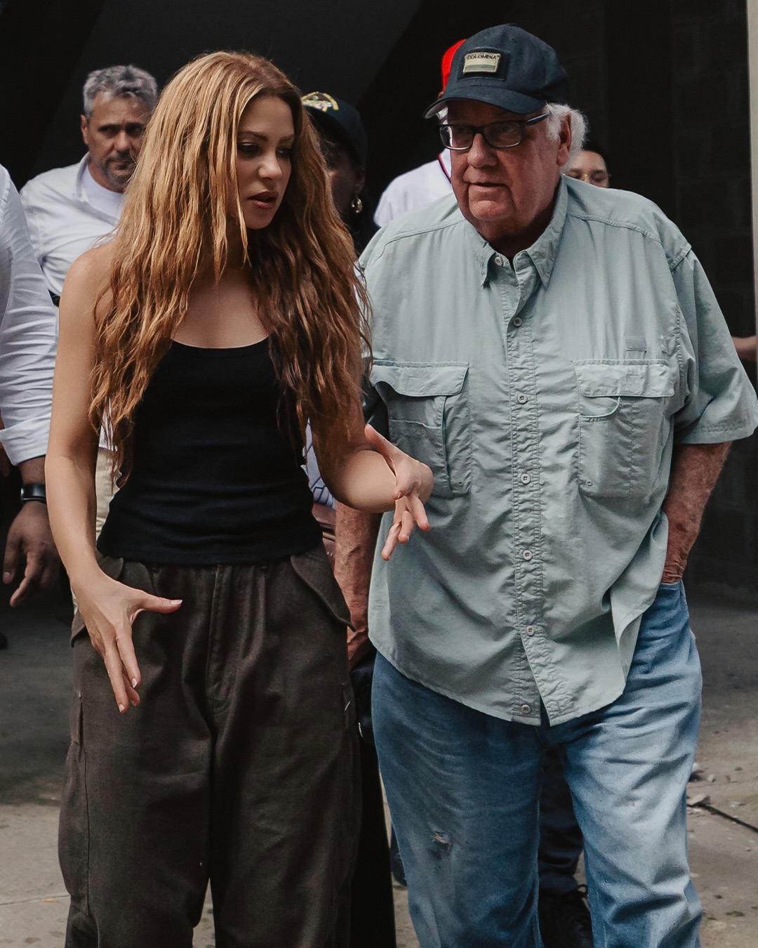 Shakira junto a Howard Buffett | Fuente: Instagram/shakira