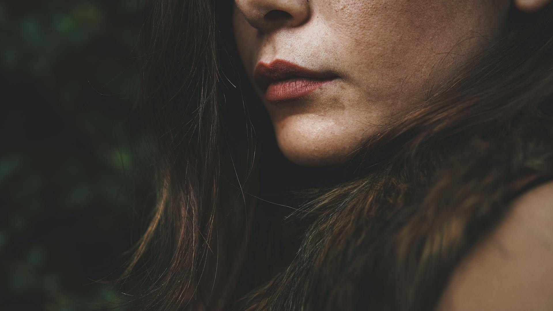 Primer plano de la boca de una mujer | Fuente: Pexels