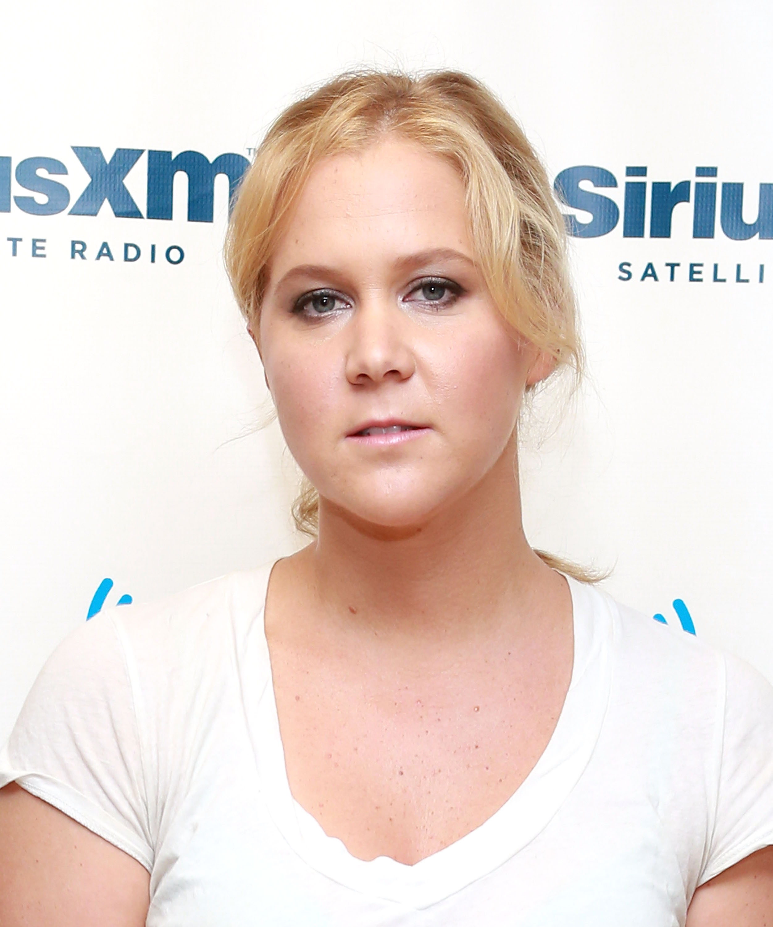 Amy Schumer en los Estudios SiriusXM el 31 de julio de 2013, en Nueva York. | Fuente: Getty Images