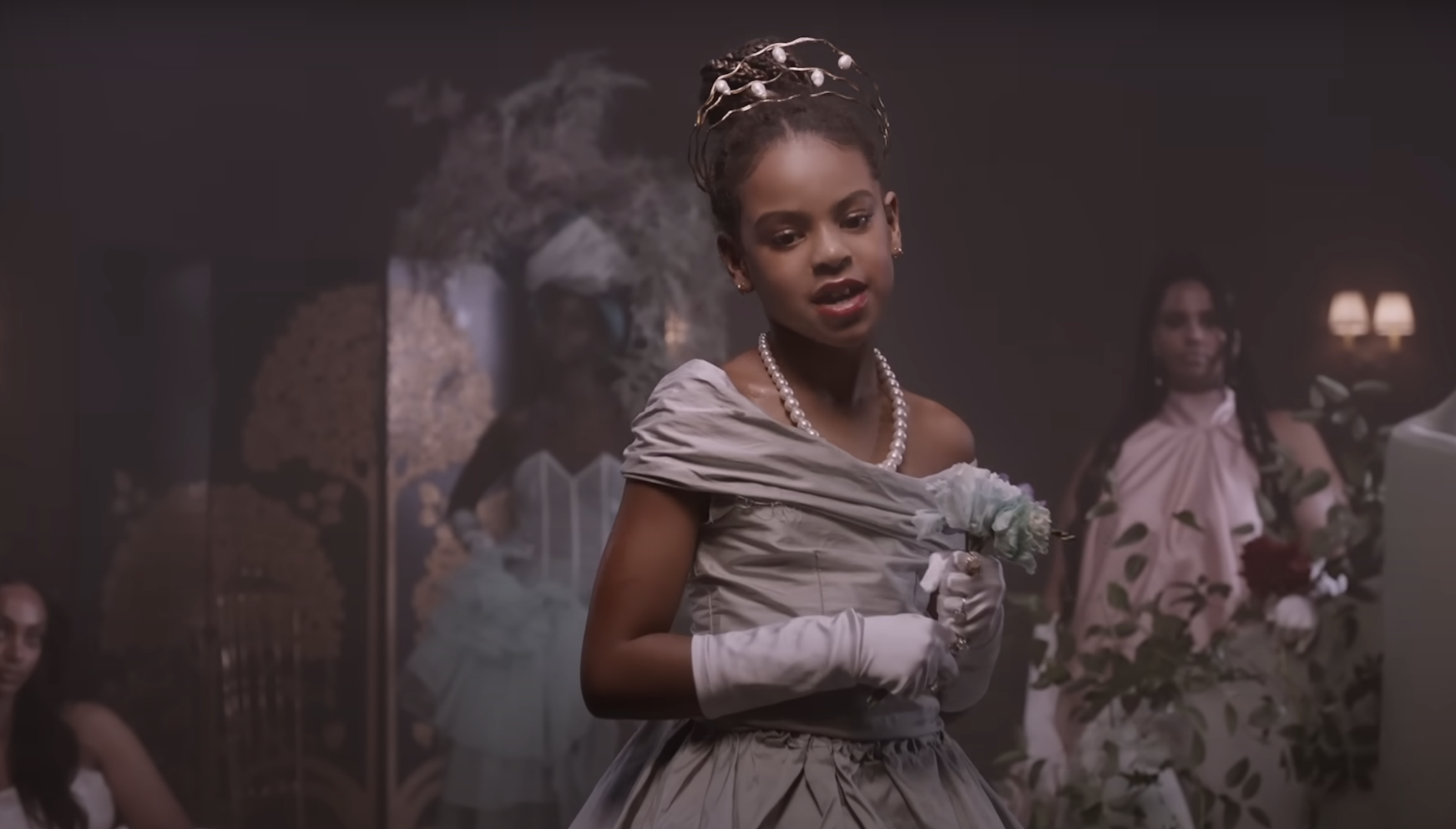 Una captura de pantalla de Blue Ivy Carter en el vídeo musical de "Brown Skin Girl" | Fuente: YouTube/Beyonce