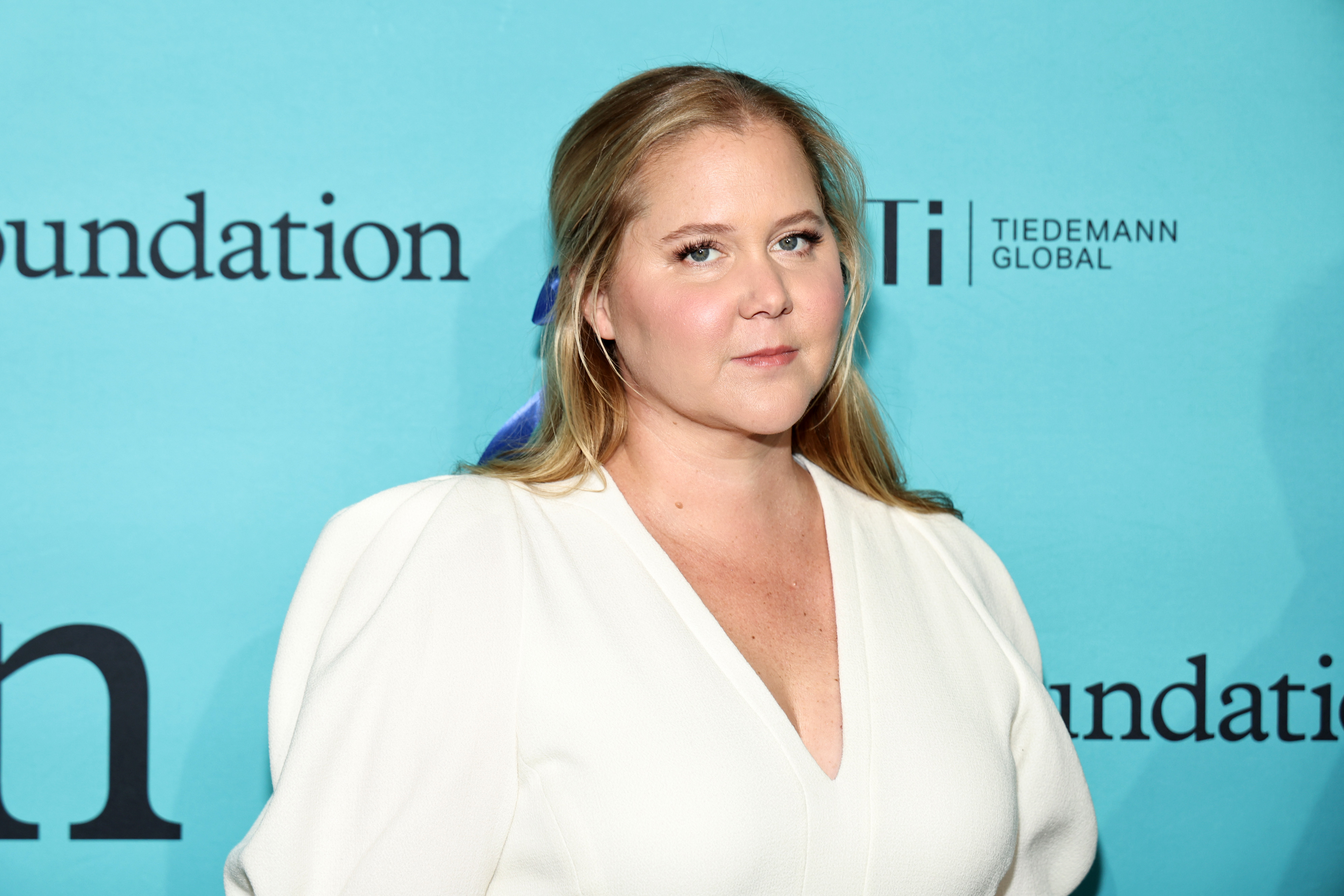 Amy Schumer en la gala benéfica de la 2023 Good+Foundation "A Very Good+ Night of Comedy" el 18 de octubre en Nueva York. | Fuente: Getty Images