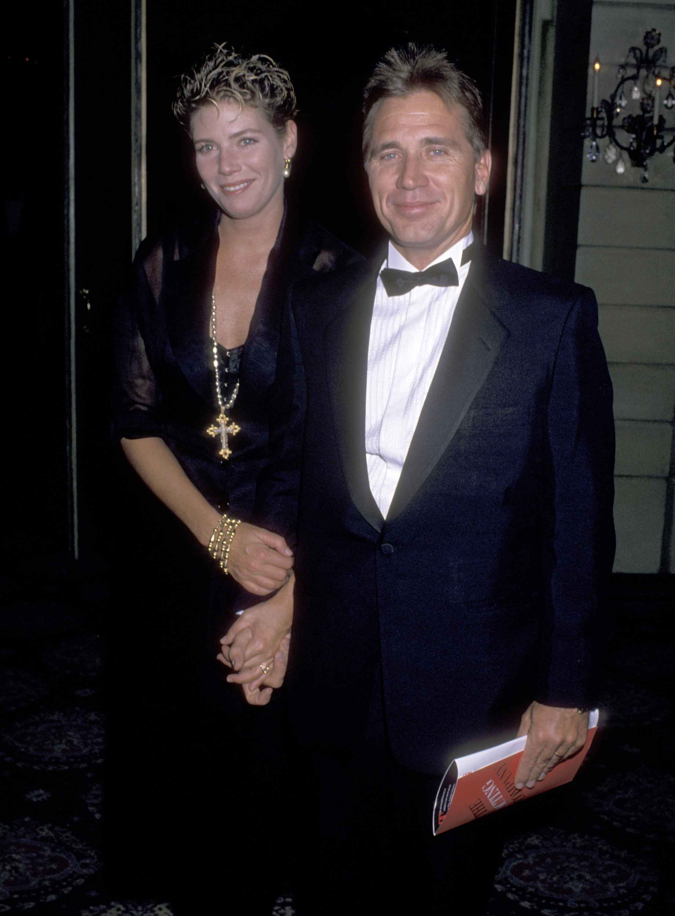 La actriz y Fred Tillman asisten a la gala de los premios John Houseman de The Acting Company el 17 de abril de 1989, en Nueva York | Fuente: Getty Images